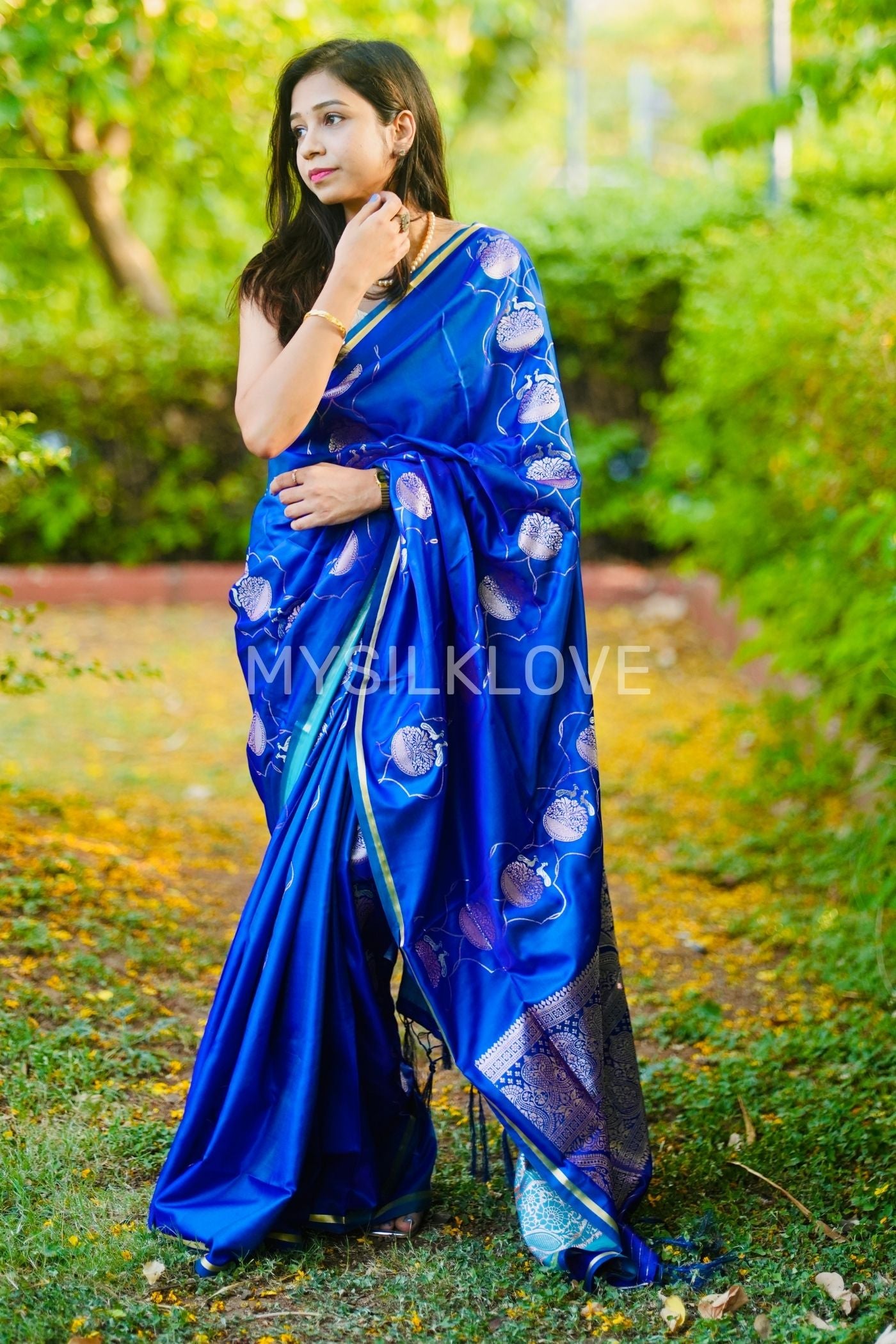 Buy MySilkLove Royal Blue Handloom Satin Silk Saree Online