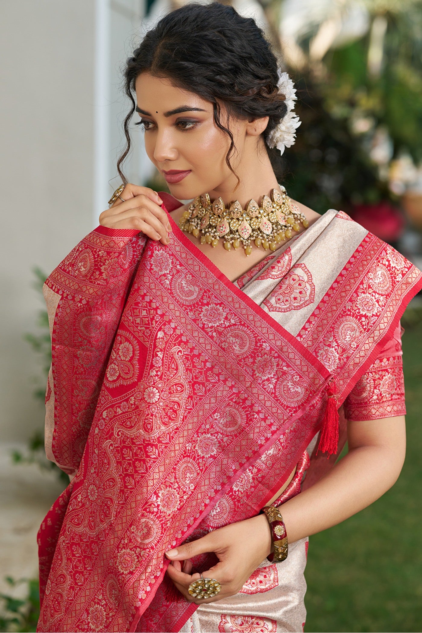 Buy MySilkLove Misty Cream and Pink Woven Banarasi Saree Online