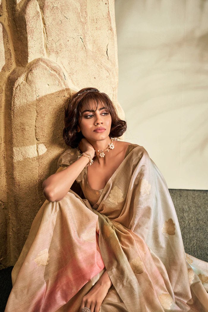 Buy MySilkLove Twine Golden Banarasi Handloom Silk Saree Online