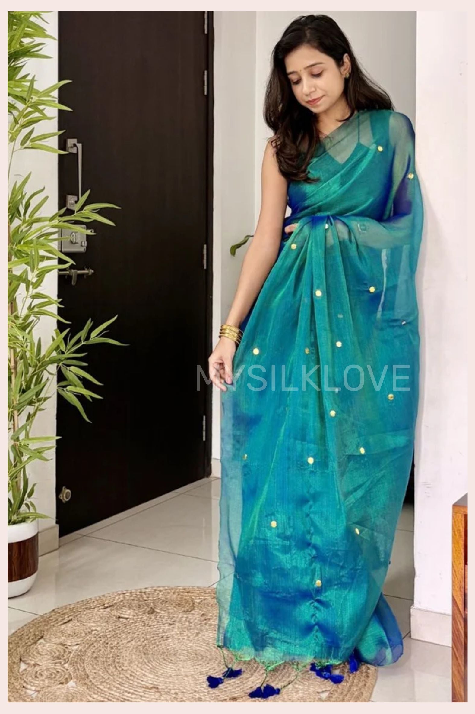 Buy MySilkLove Emerald Green Tikali work Tissue Silk saree Online