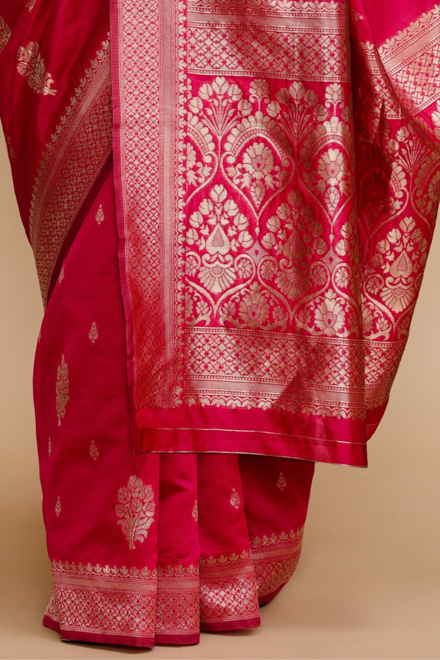 Buy MySilkLove Fuchsia Pink Woven Jacquard Lichi Silk Saree Online
