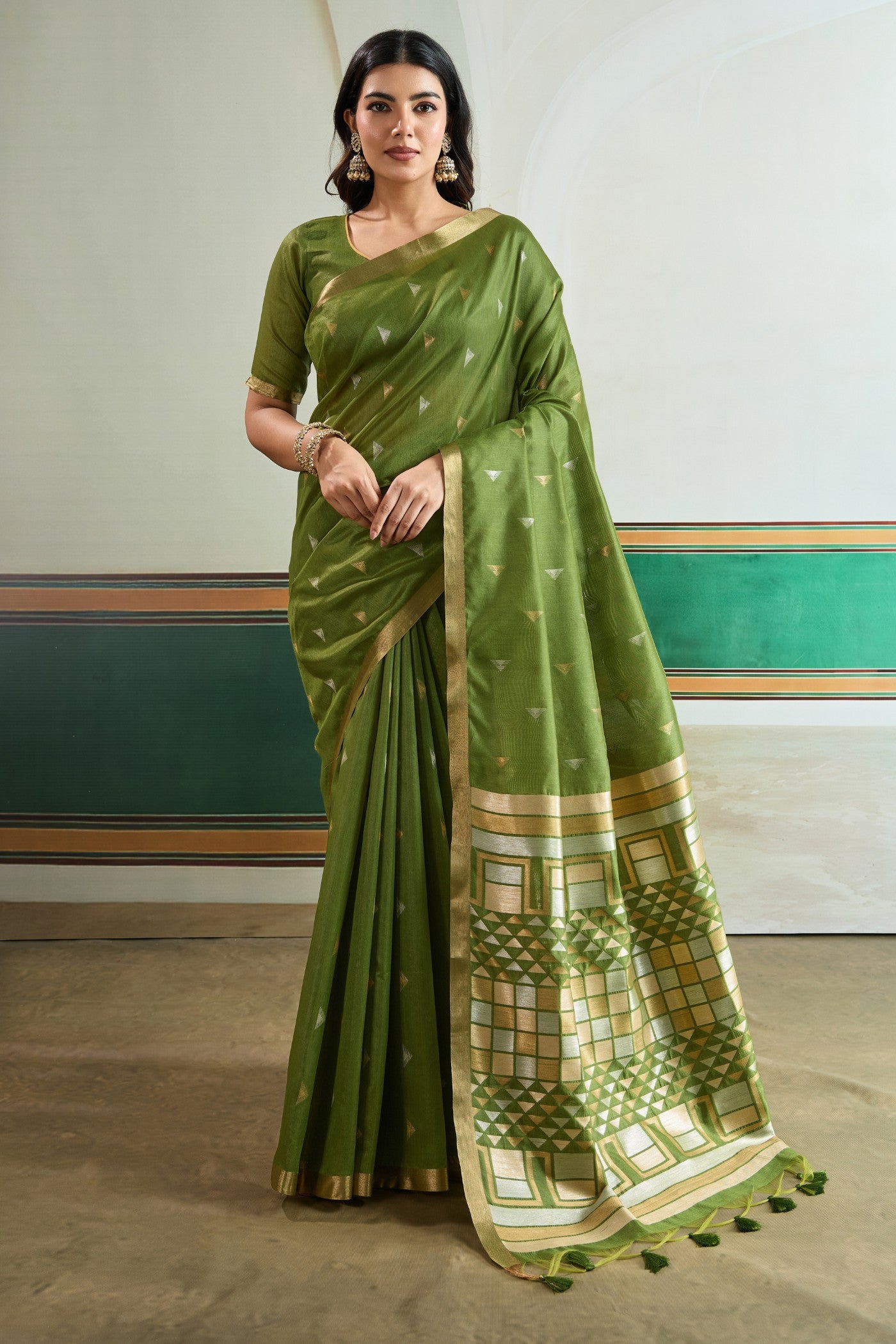 Buy MySilkLove Honeydew Green Tussar Handloom Silk Saree Online