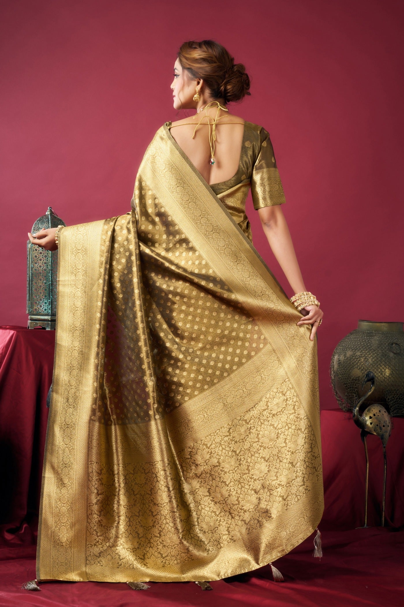 Buy MySilkLove Cadmium Green Handloom Tissue Silk Saree Online