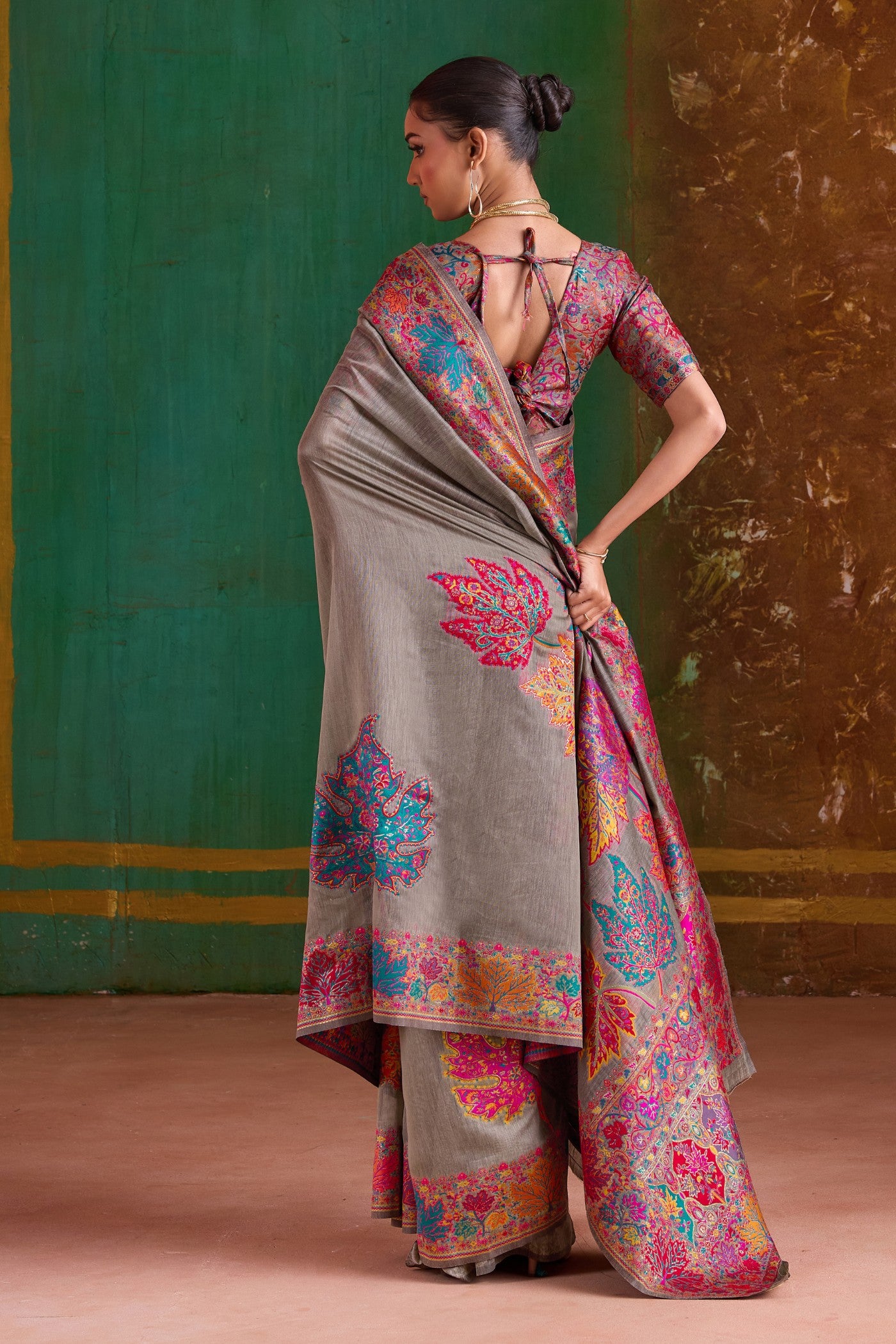 Buy MySilkLove French Grey Kashmiri Handloom Jamewar Saree Online