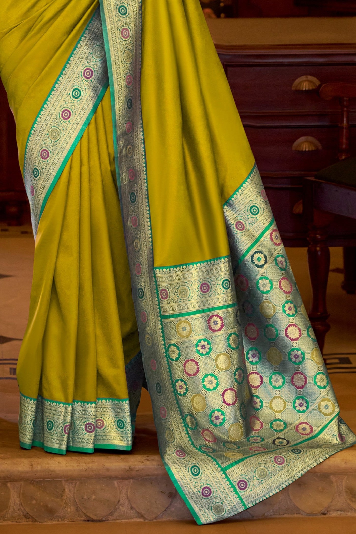Buy MySilkLove Kelly Green Woven Banarasi Soft Silk Saree Online