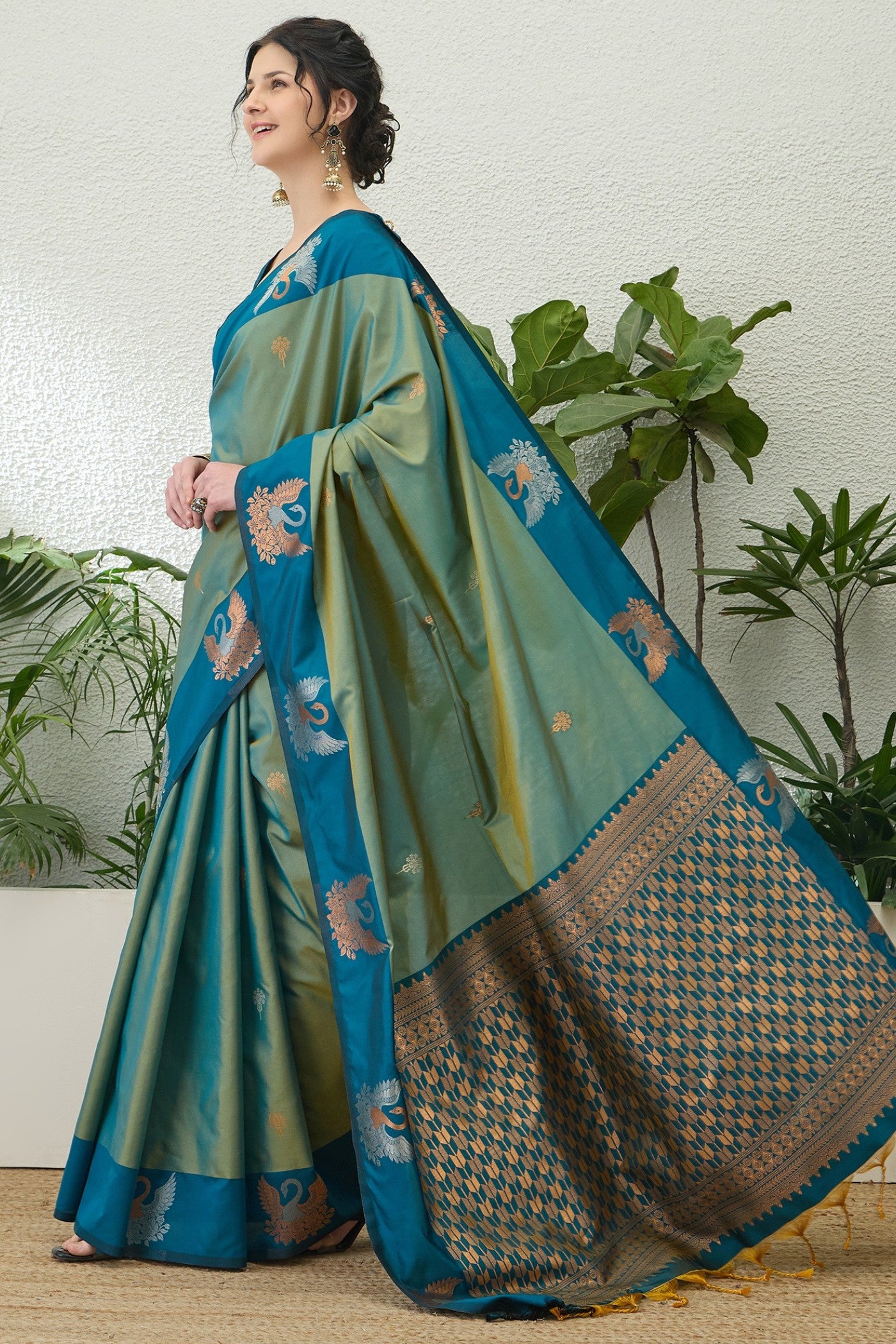 Buy MySilkLove Artichoke Green Banarasi Handloom Soft Silk Saree Online