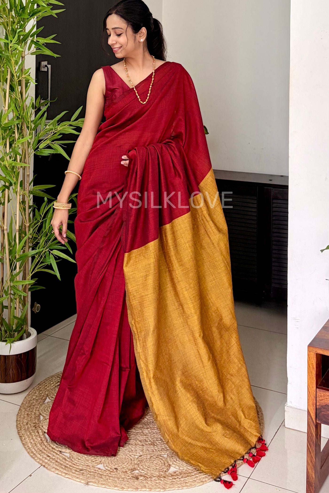 Buy MySilkLove Rich Maroon Handloom Mul Mul Cotton Saree Online