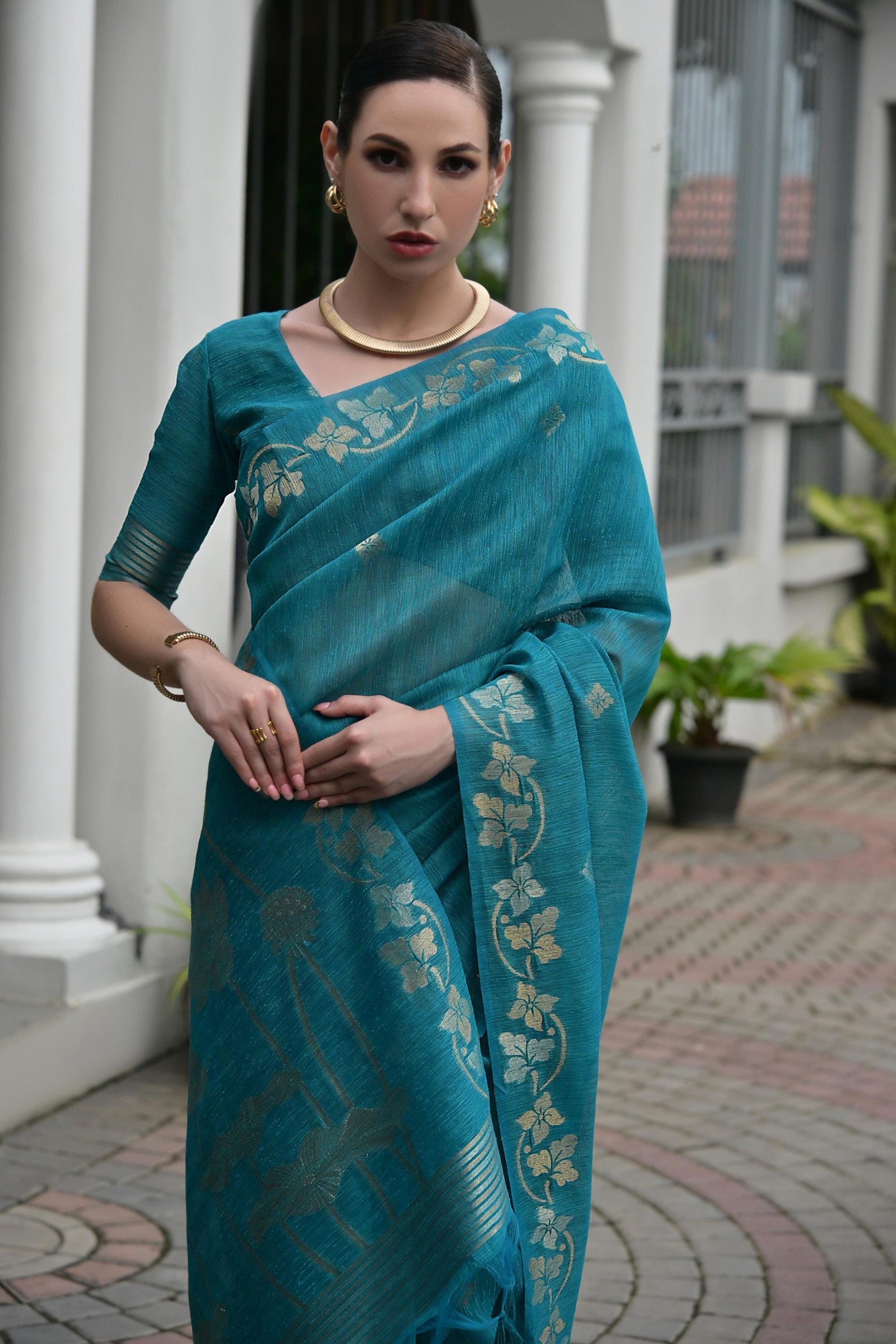 Buy MySilkLove Cybister Blue Floral Linen Silk Saree Online