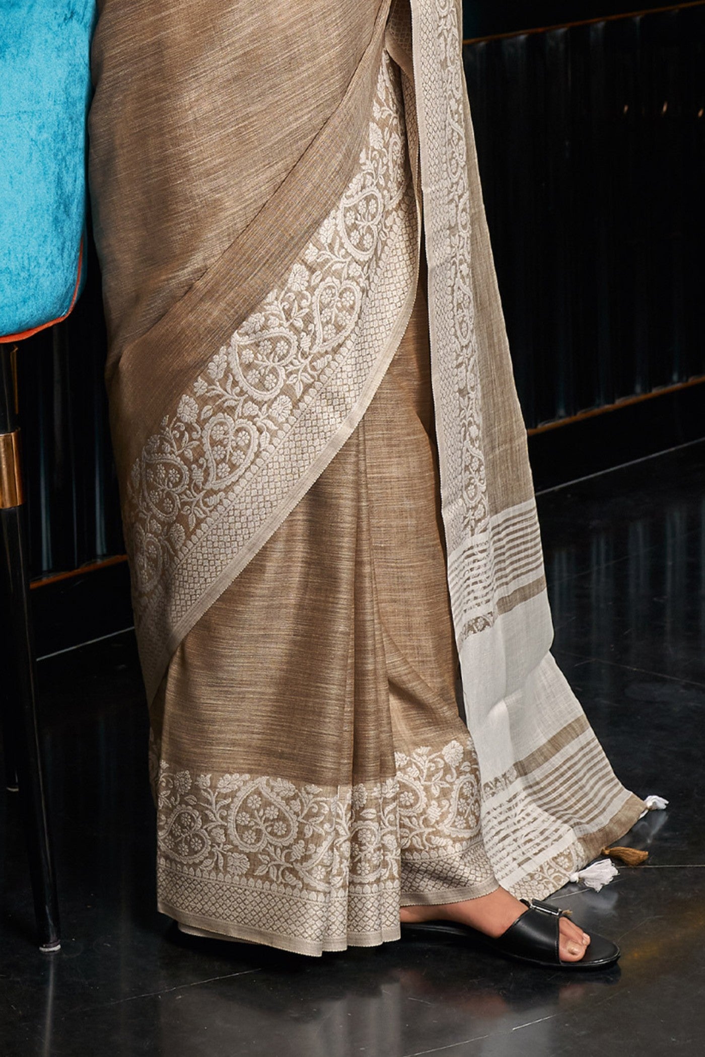 Buy MySilkLove Peanut Brown Woven Linen Saree Online