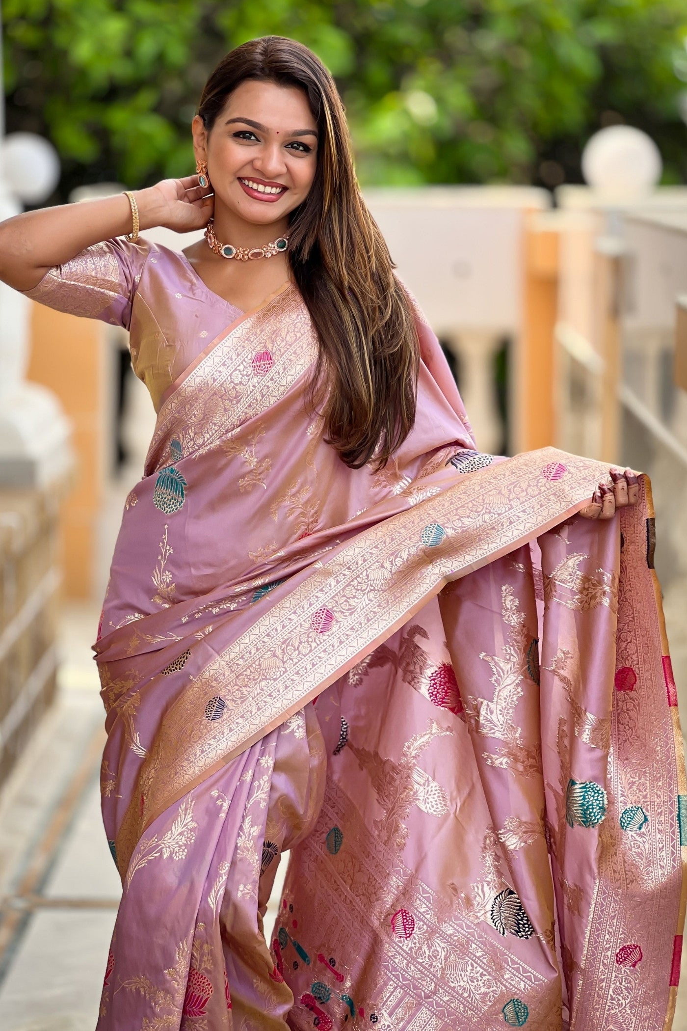 Buy MySilkLove Beauty Pink Woven Banarasi Saree Online