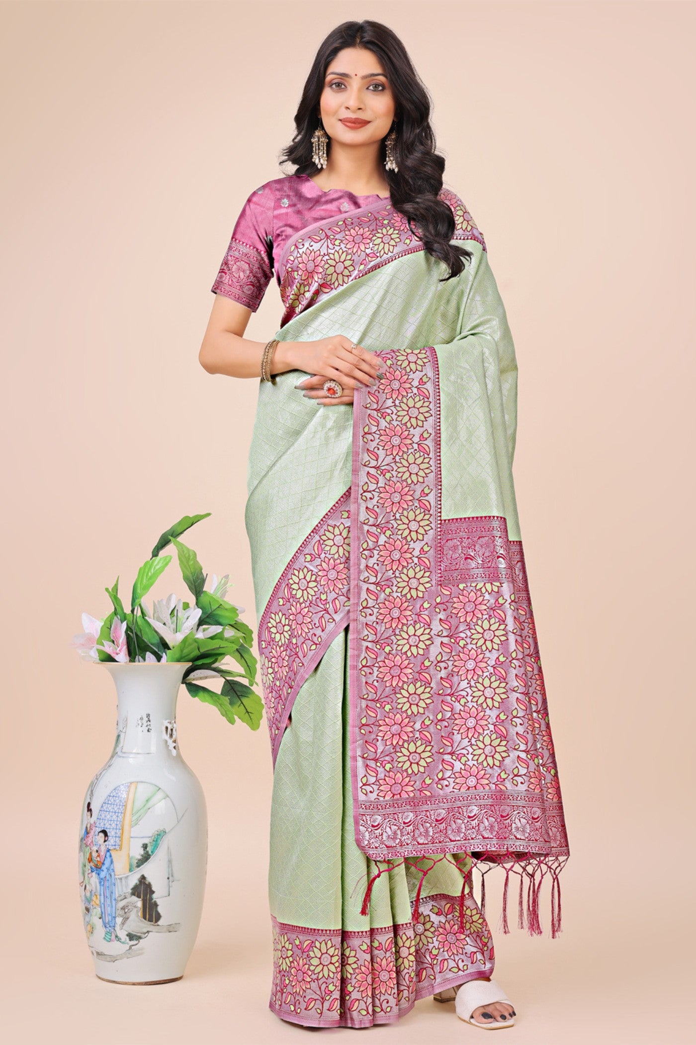 Buy MySilkLove Castelton Green Woven Banarasi Saree Online