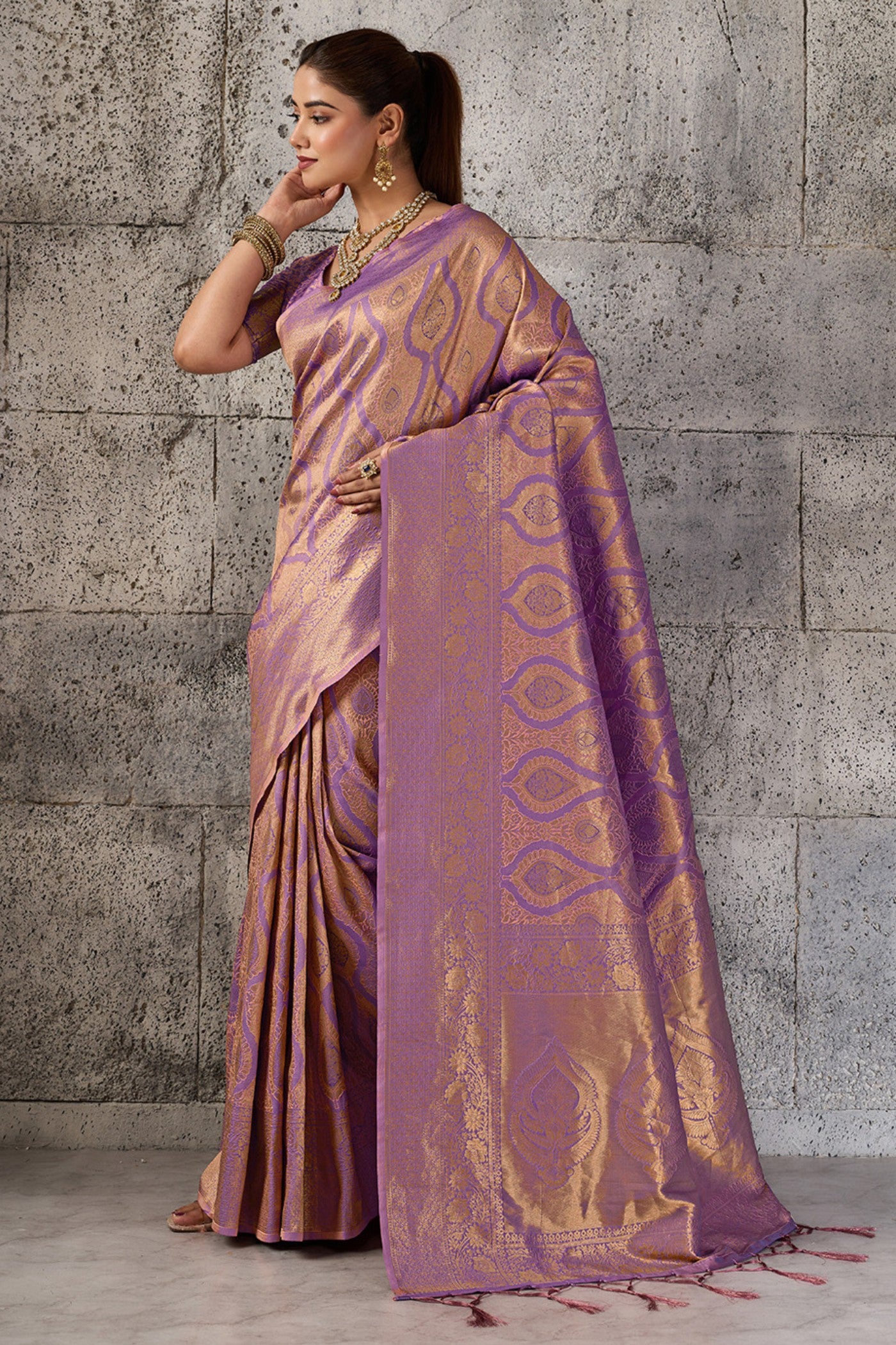 Buy MySilkLove Heliotrope Purple Woven Kanjivaram Saree Online