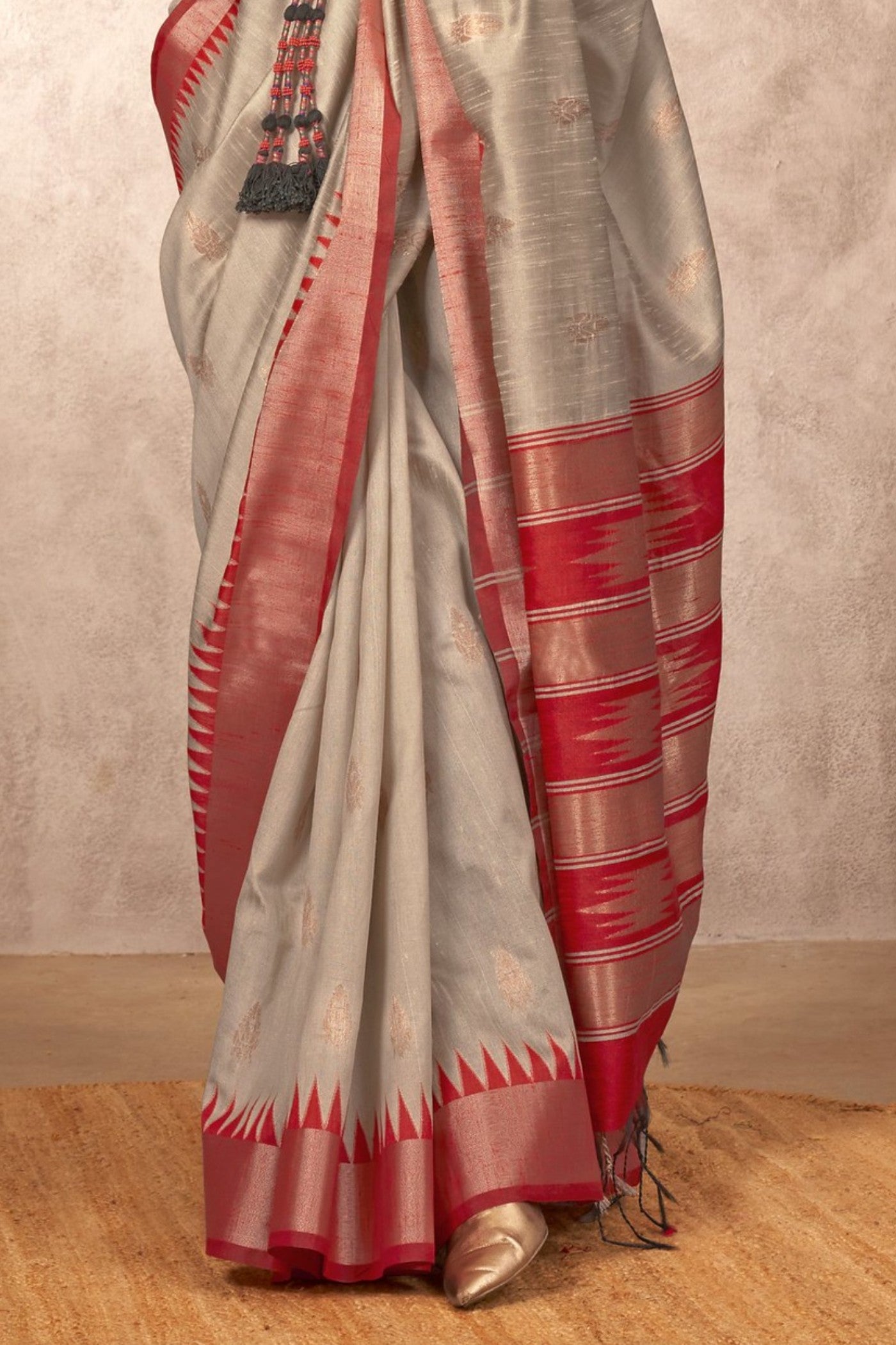 Buy MySilkLove Santolina Grey Bhagalpuri Handloom Saree Online