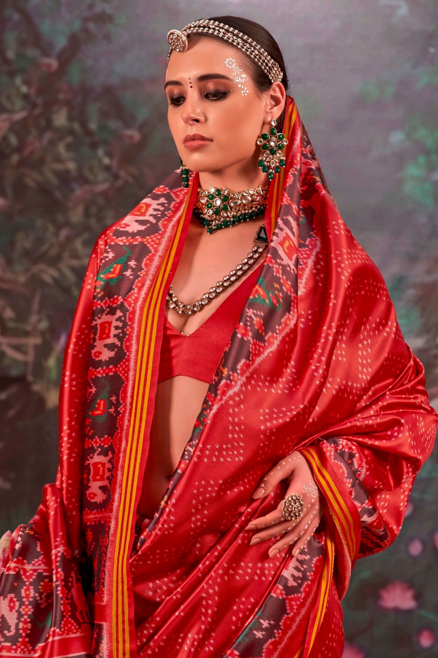 Buy MySilkLove Chilli Red Printed Patola Saree Online