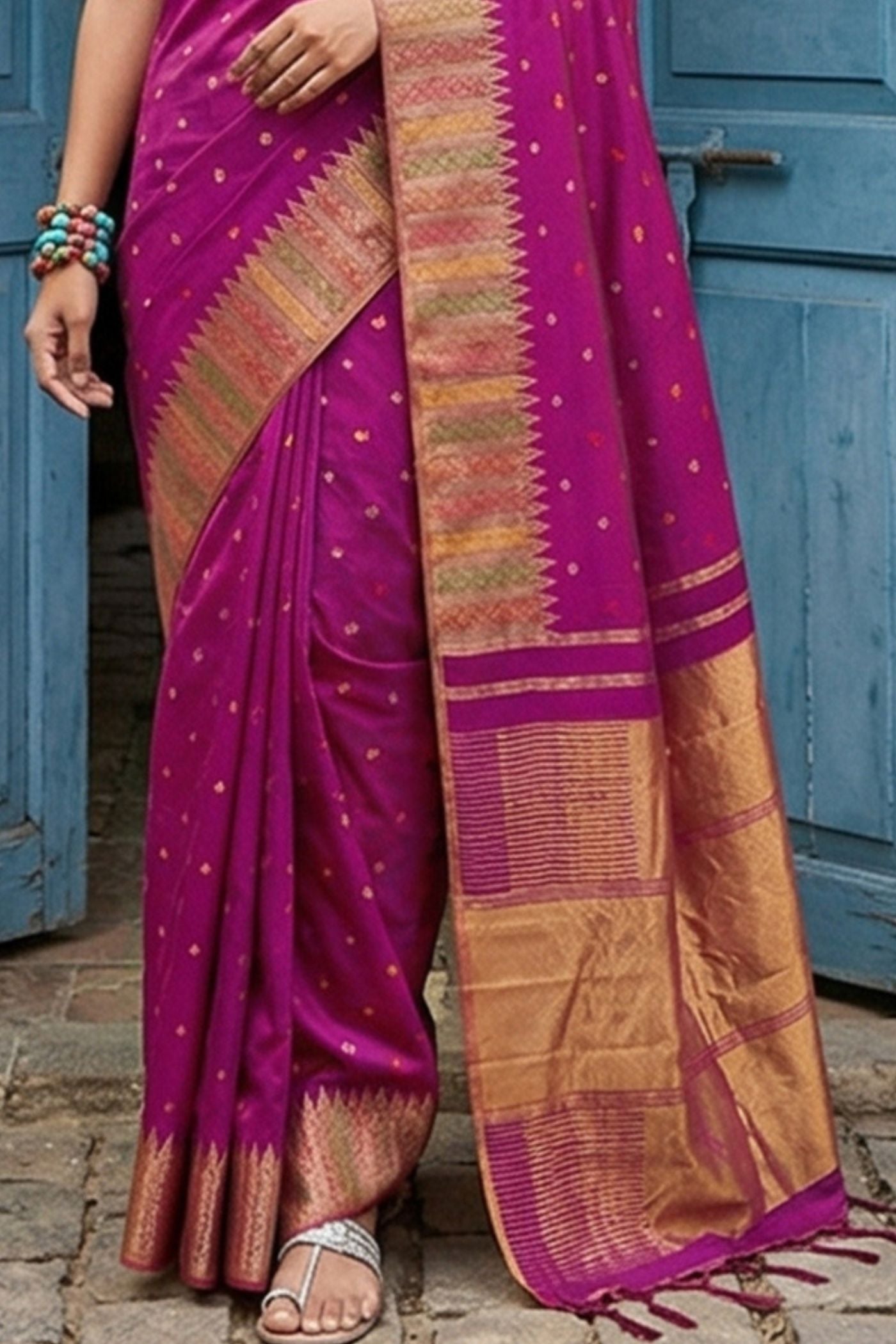 Buy MySilkLove Rani Pink Woven Banarasi Silk Saree Online