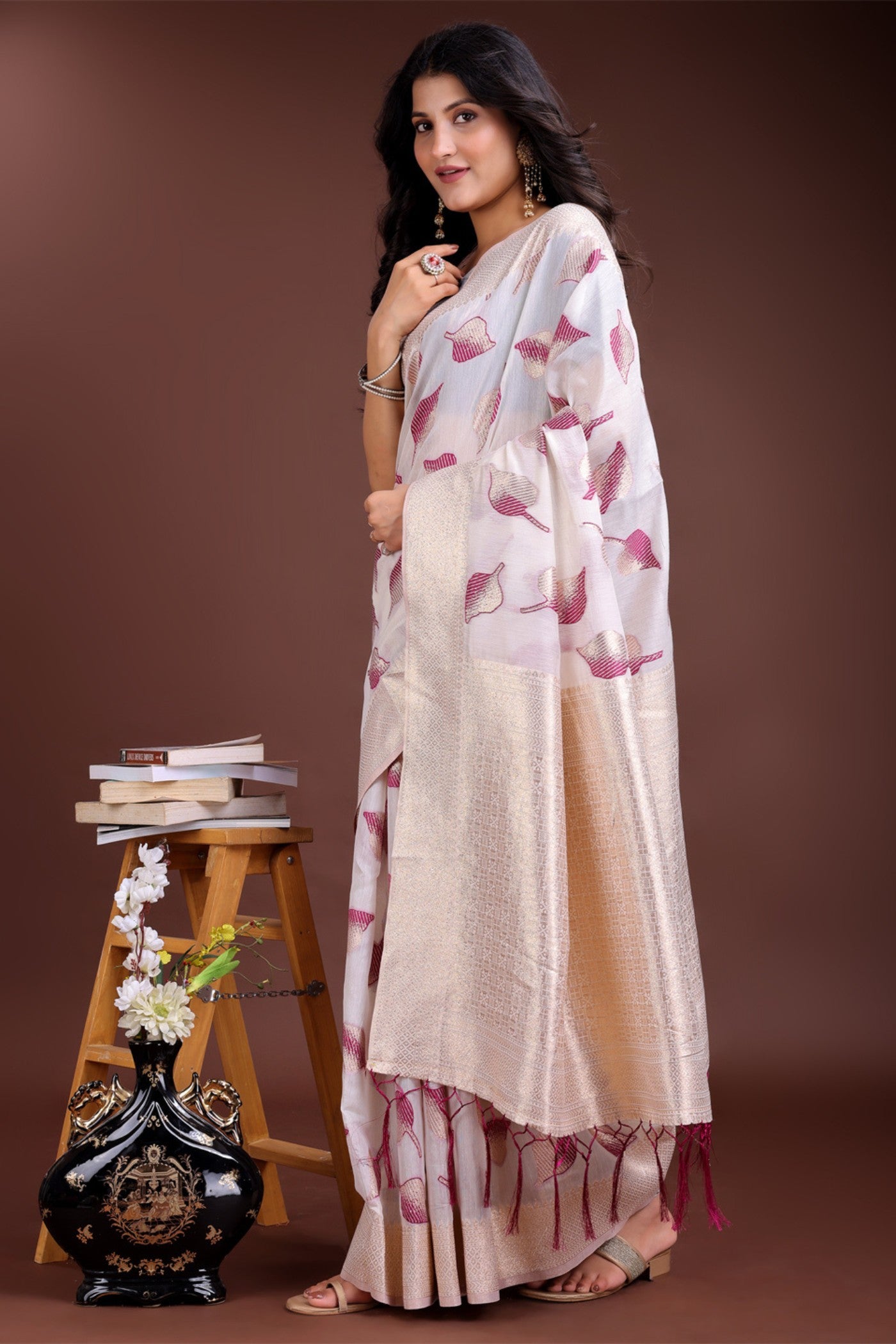 Buy MySilkLove Orchid White and Purple Woven Cotton Saree Online