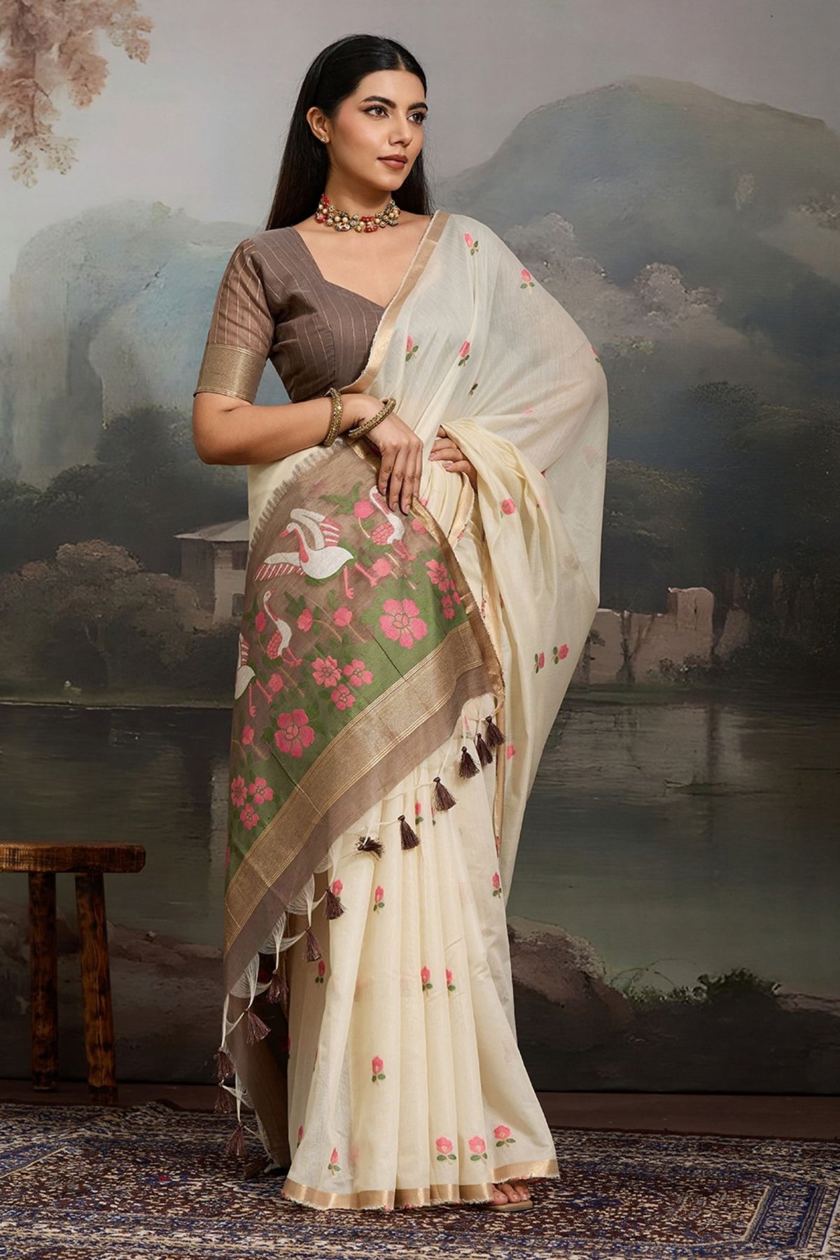 Buy MySilkLove Snowdrop White Cotton Handloom Swan Saree Online