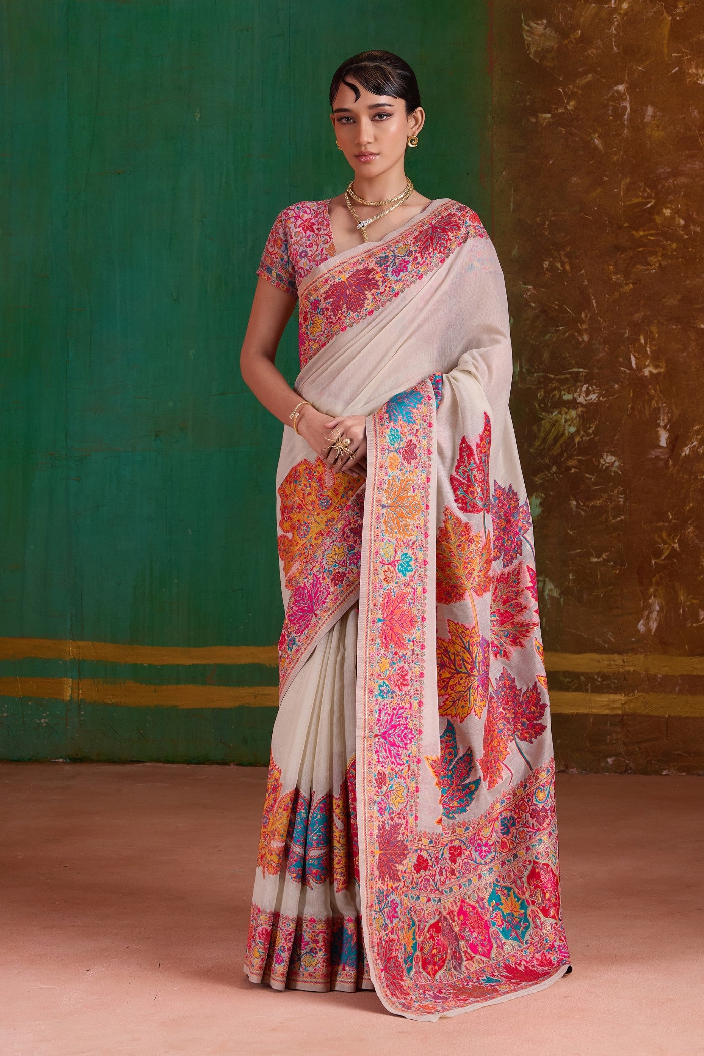 Buy MySilkLove Eggshell White Kashmiri Handloom Jamewar Saree Online