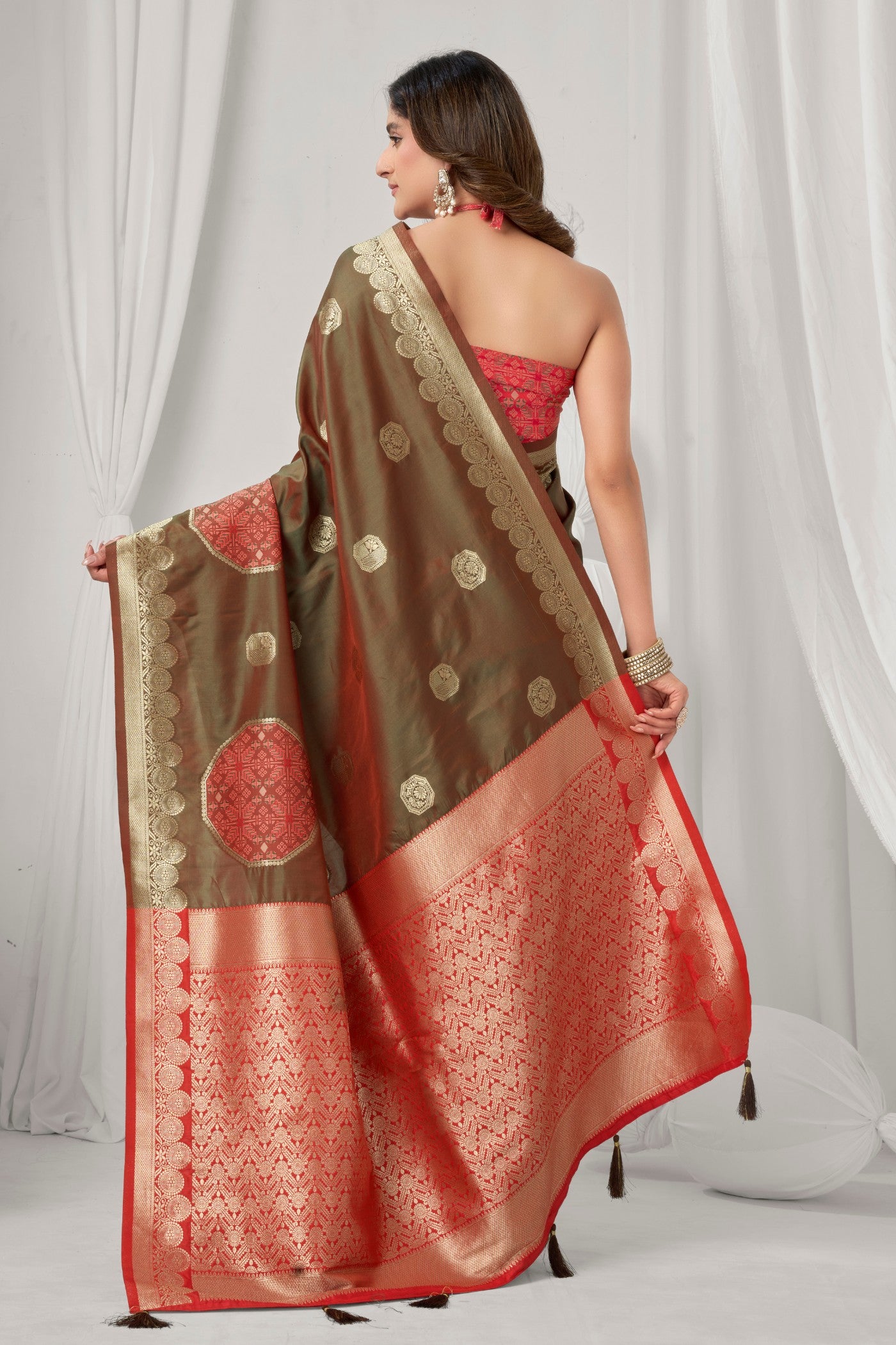 Buy MySilkLove Mehndi Green Woven Banarasi Soft Silk Saree Online