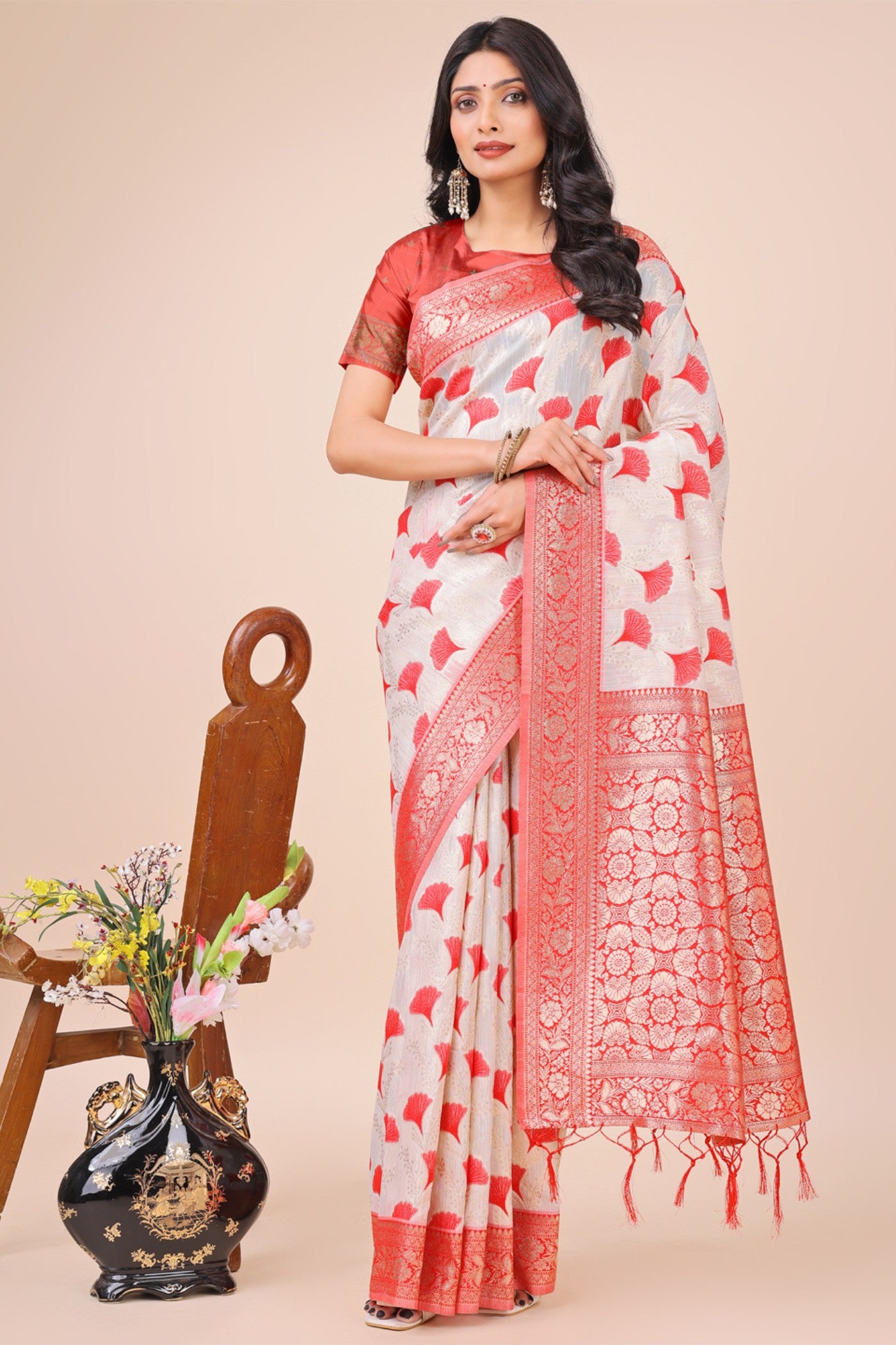 Buy MySilkLove Lace White and Red Linen Cotton Saree Online