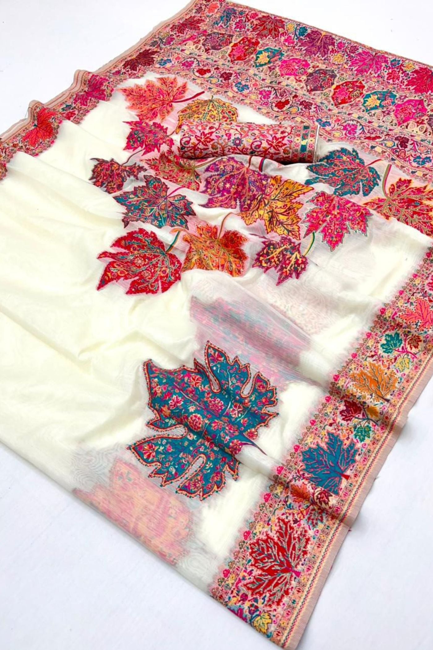 Buy MySilkLove Oyster White Kashmiri Handloom Jamewar Saree Online