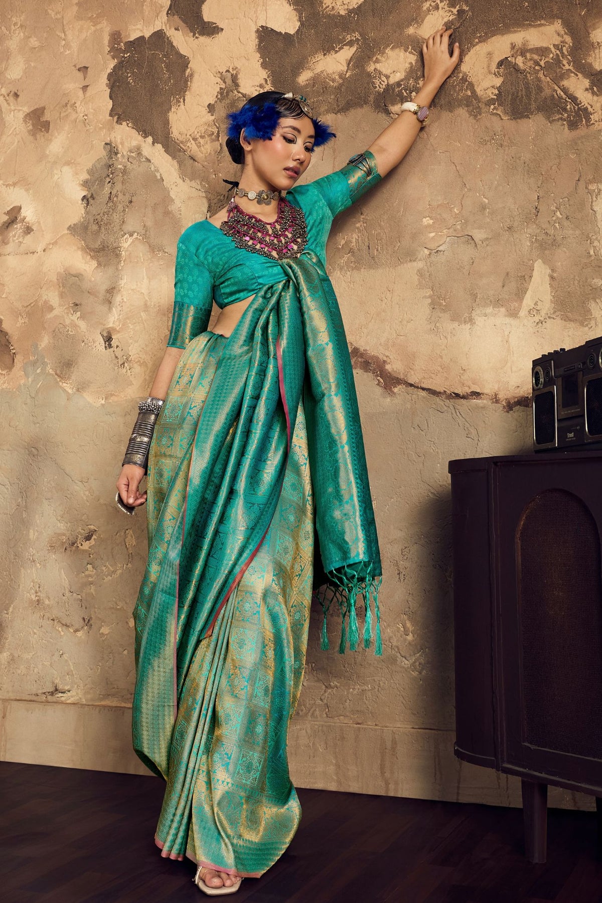 Buy MySilkLove Hydrangea Green Kanjivaram Handloom Saree Online