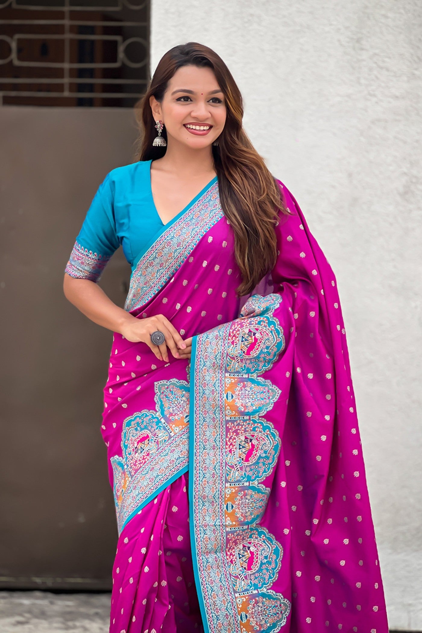 Buy MySilkLove Magenta Pink Woven Banarasi Saree Online