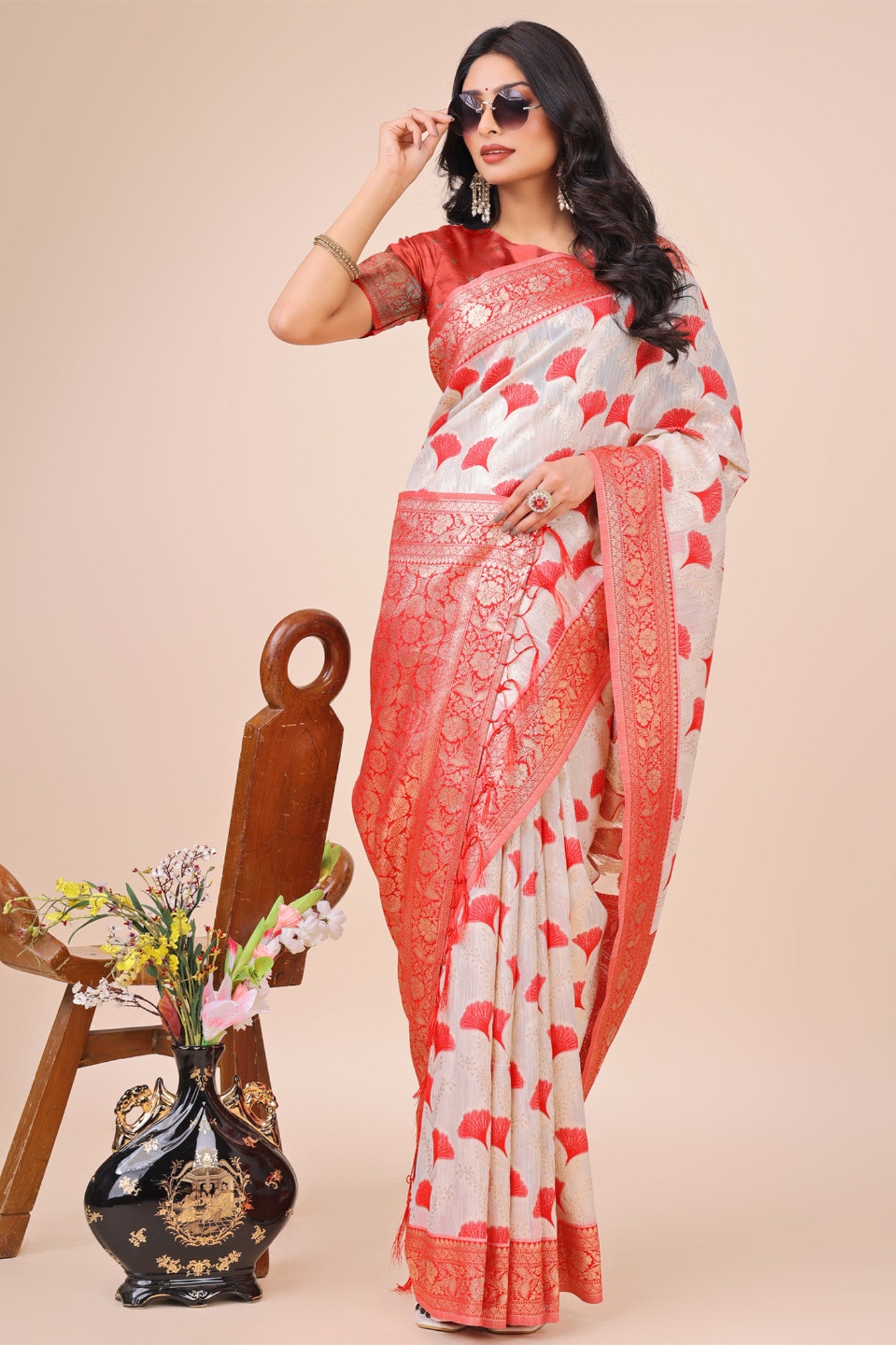 Buy MySilkLove Lace White and Red Linen Cotton Saree Online