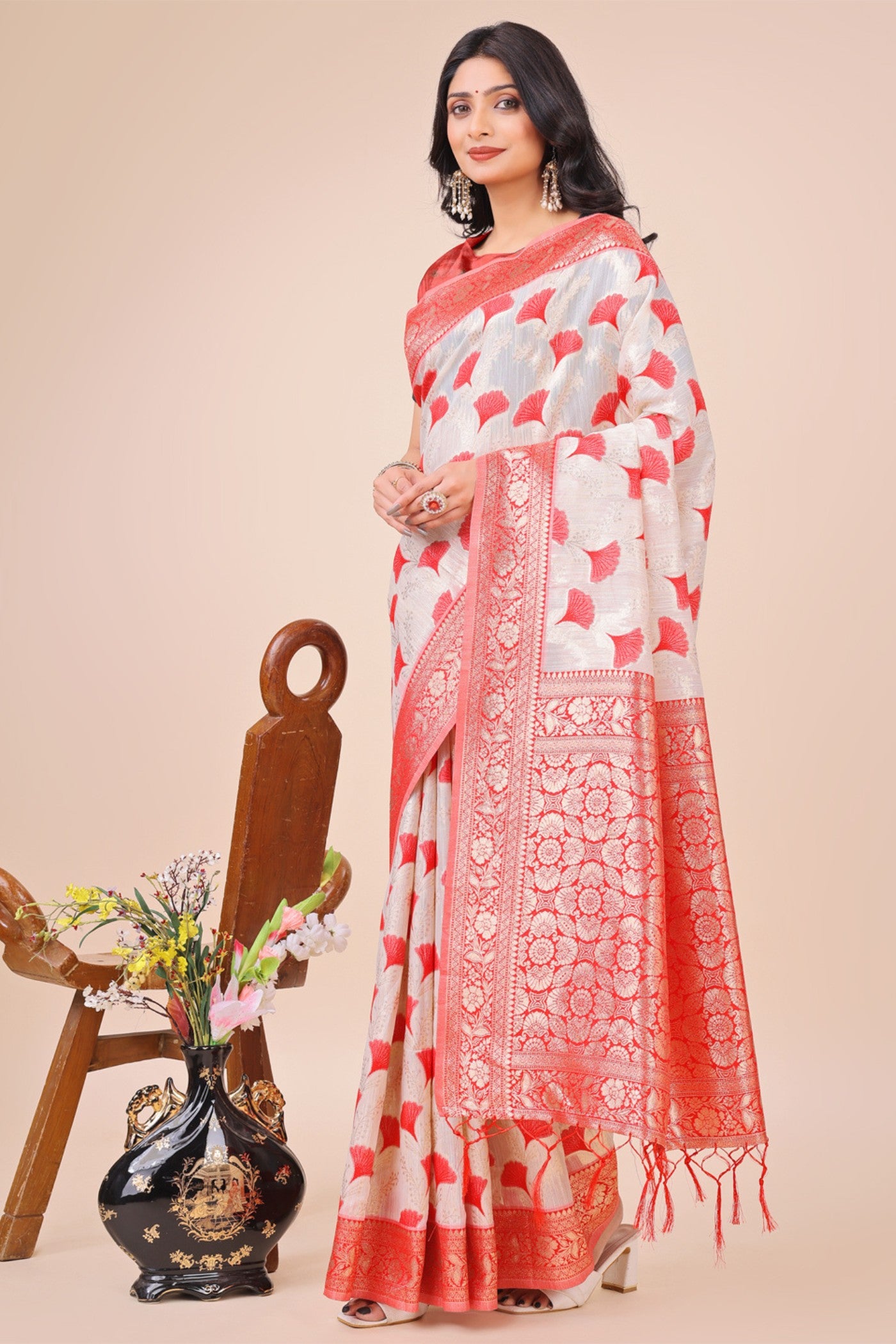 Buy MySilkLove Lace White and Red Linen Cotton Saree Online