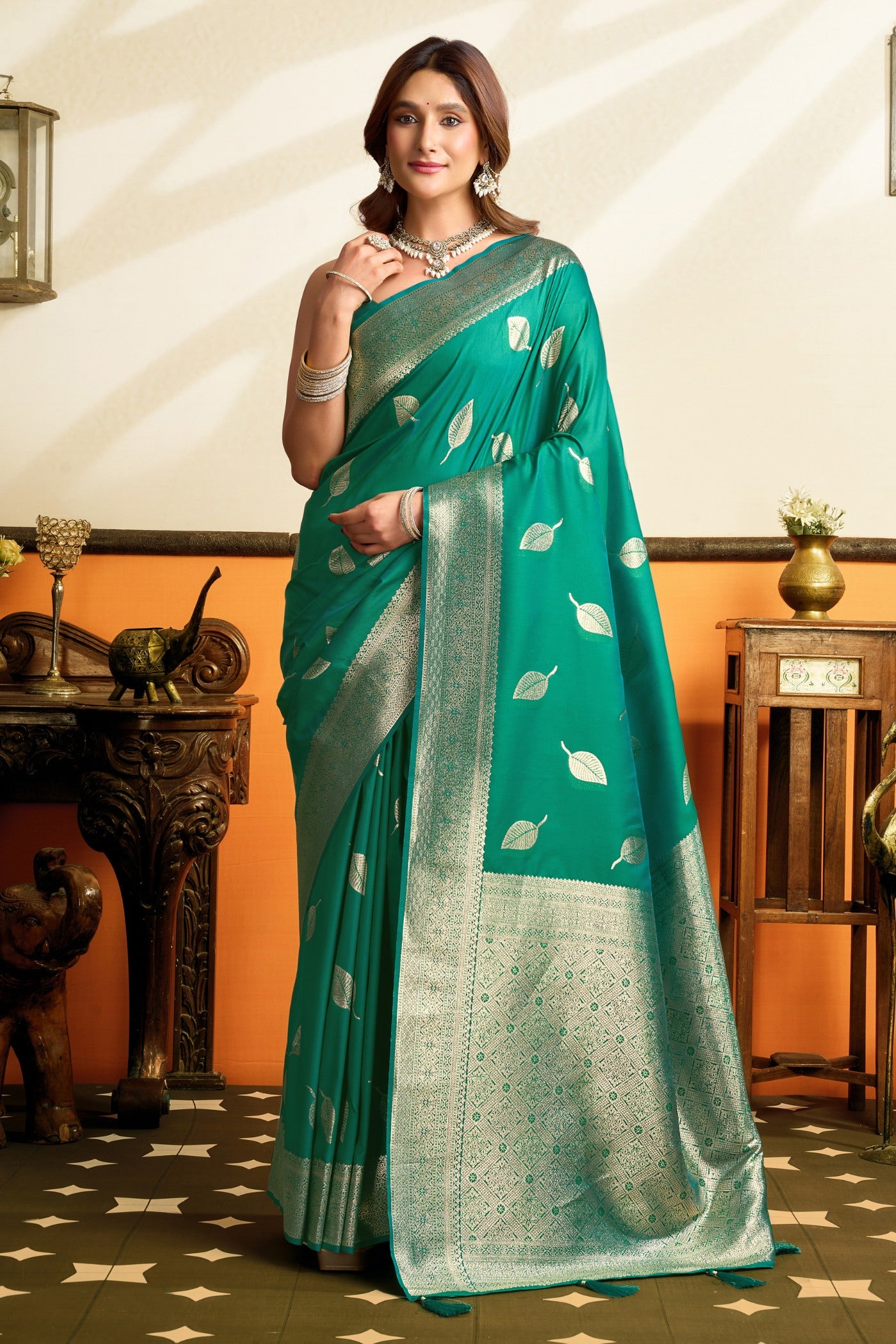 Buy MySilkLove Myrtle Green Woven Banarasi Saree Online