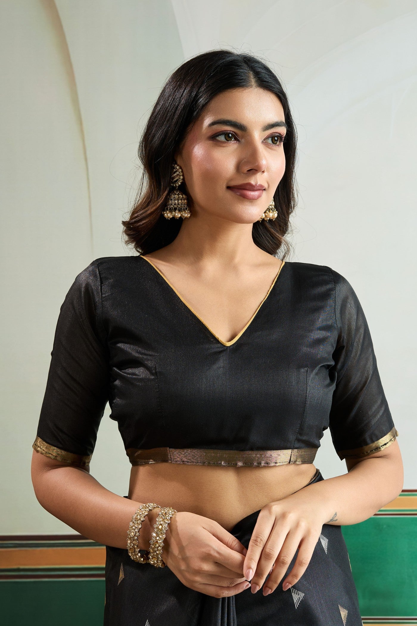 Buy MySilkLove Black Eel Tussar Handloom Silk Saree Online