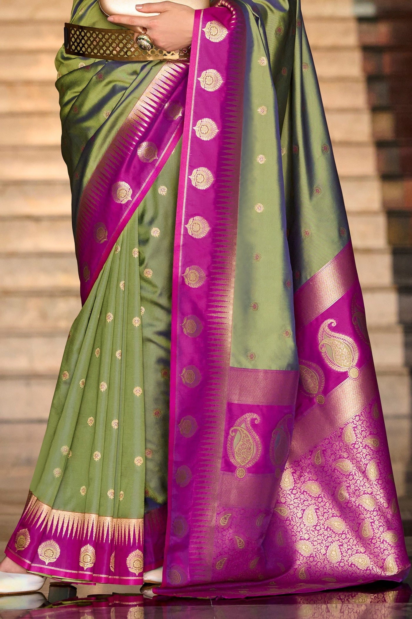 Buy MySilkLove Avocado Green Zari Woven Banarasi Saree Online