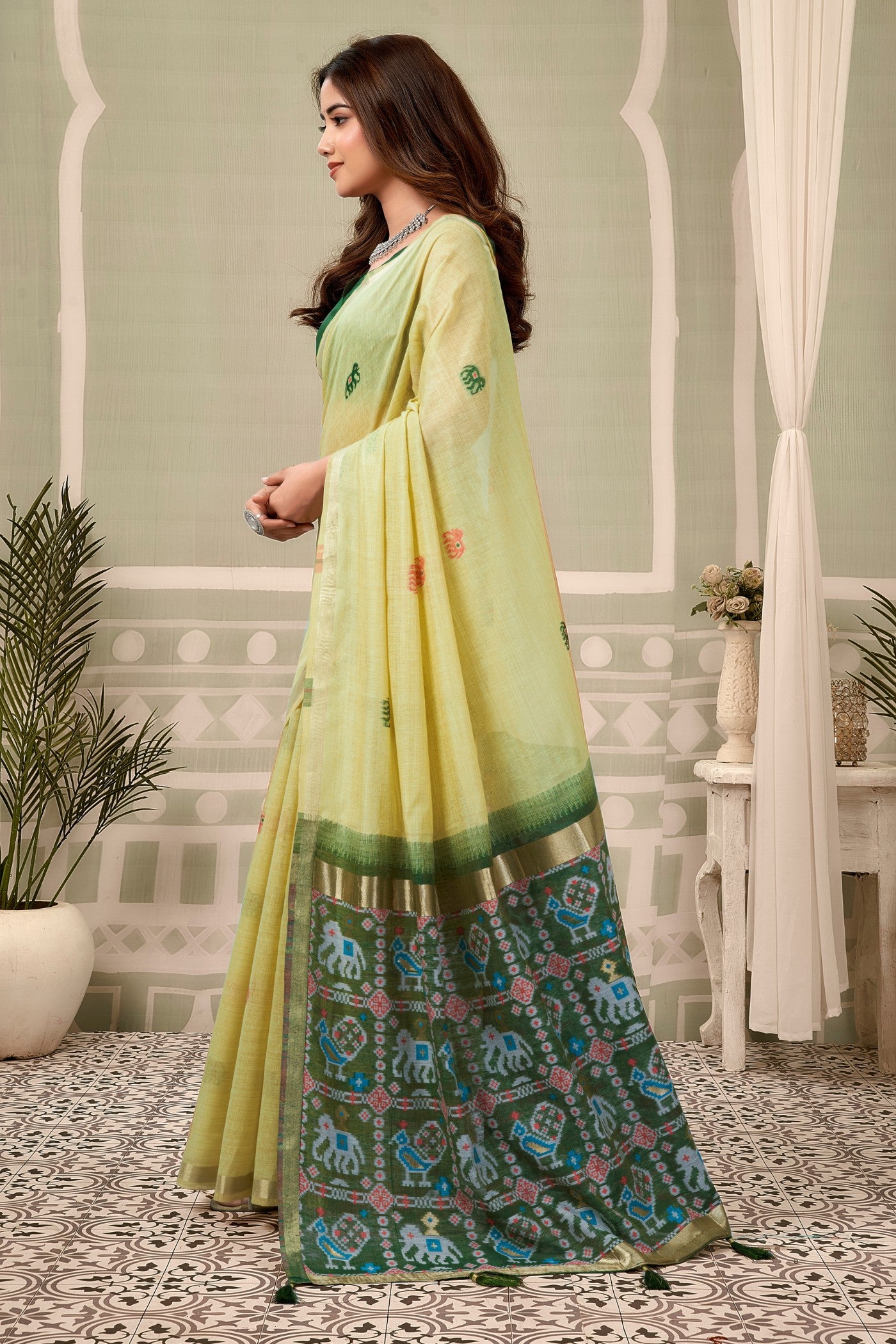 Buy MySilkLove Leaf Green Patola Pallu Zari Woven Saree Online