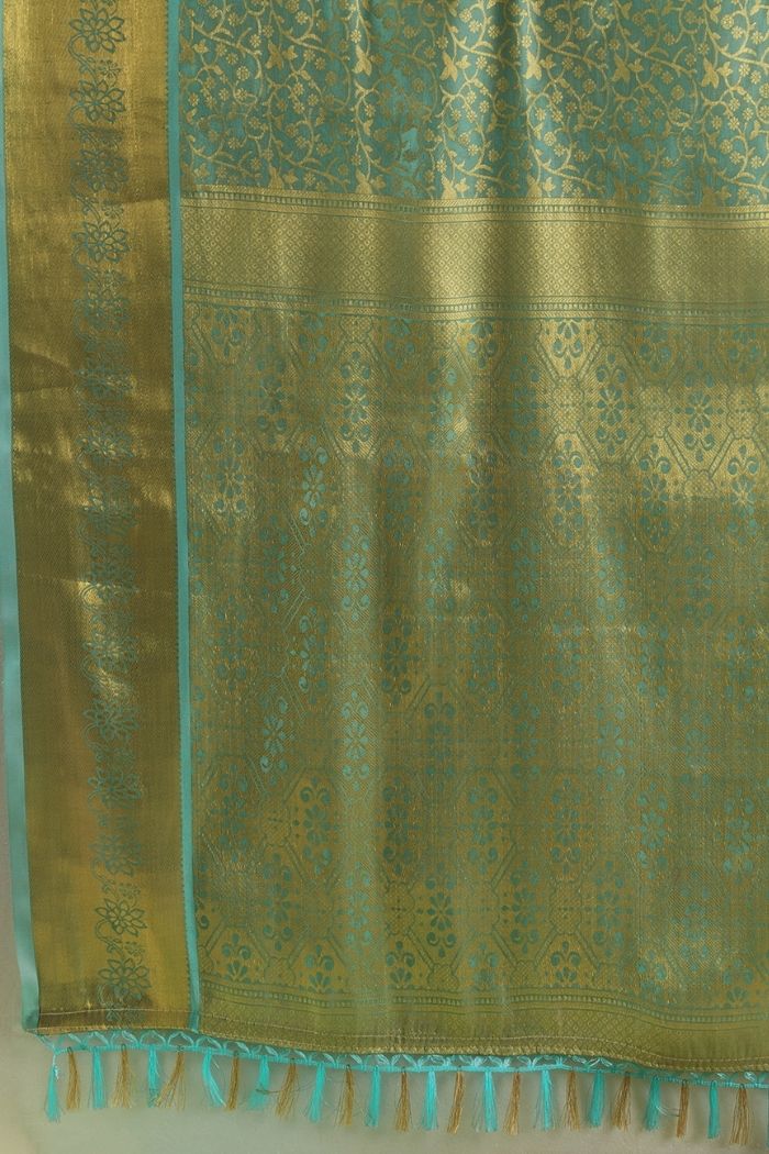Buy MySilkLove Pistachio Green Woven Kanjivaram Saree Online