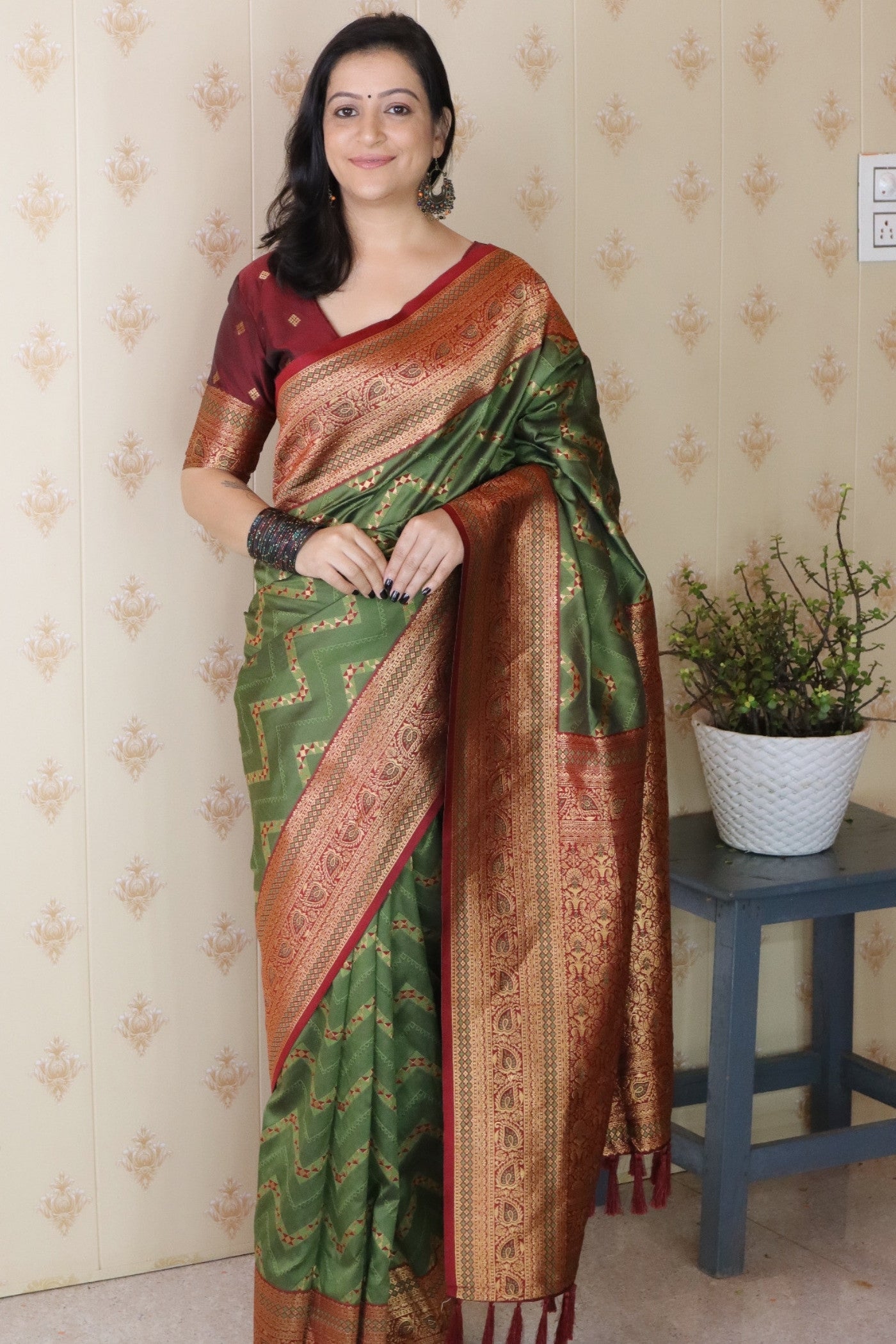Buy MySilkLove Army Green Banarasi Handloom Saree Online