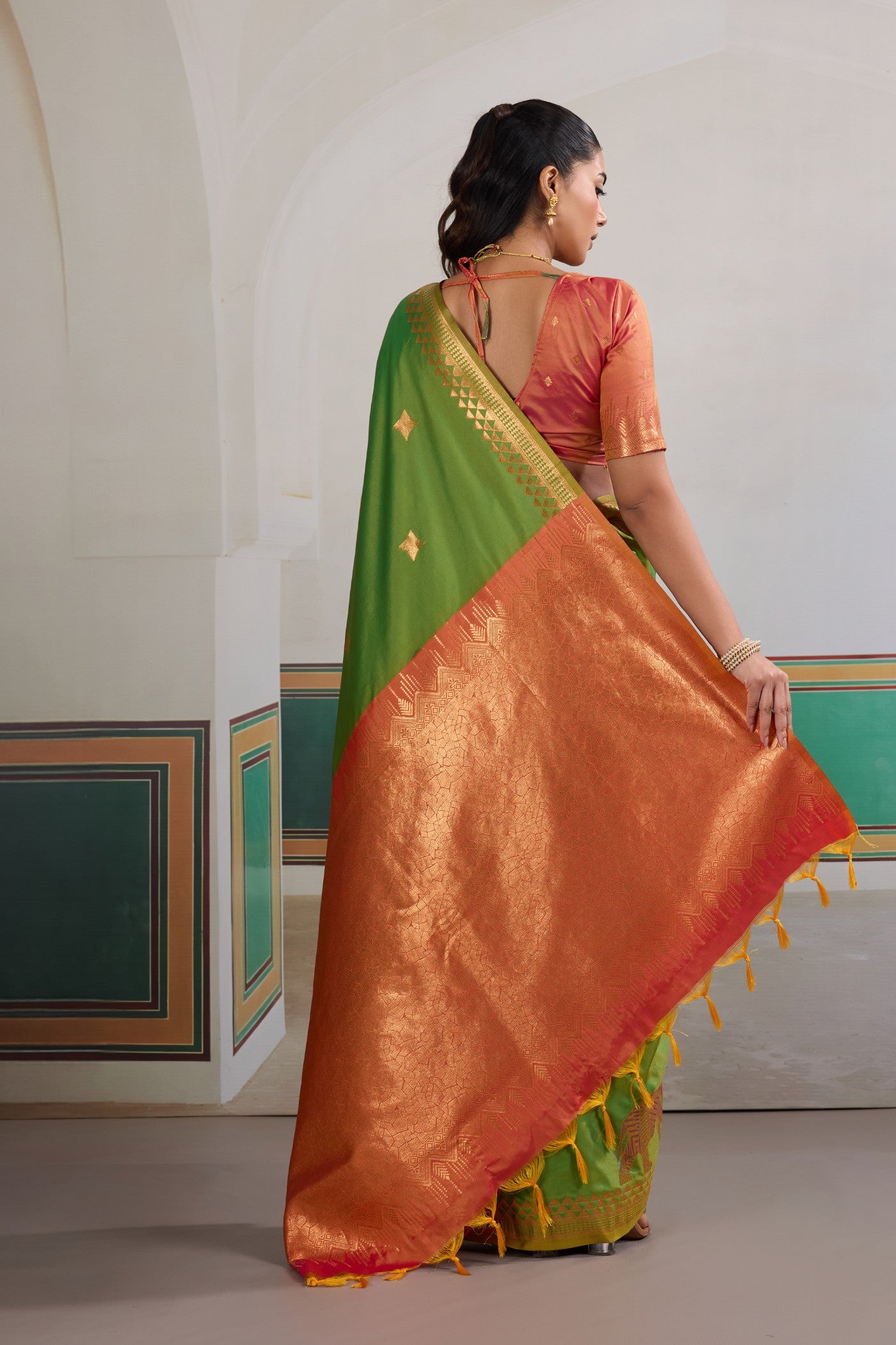 Buy MySilkLove Inchworm Green Banarasi Handloom Saree Online