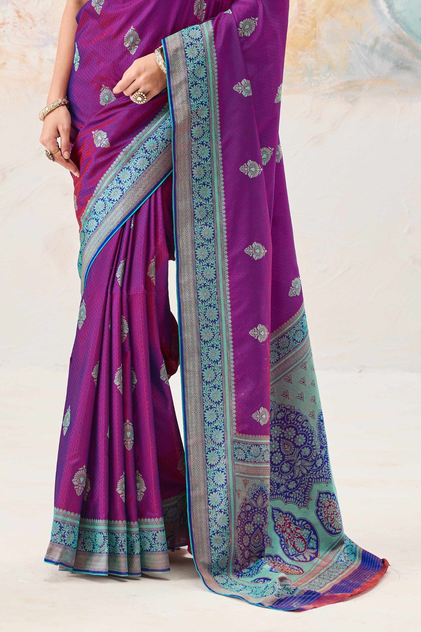 Buy MySilkLove Heliotrope Purple Woven Tanchoi Kanjivaram Saree Online