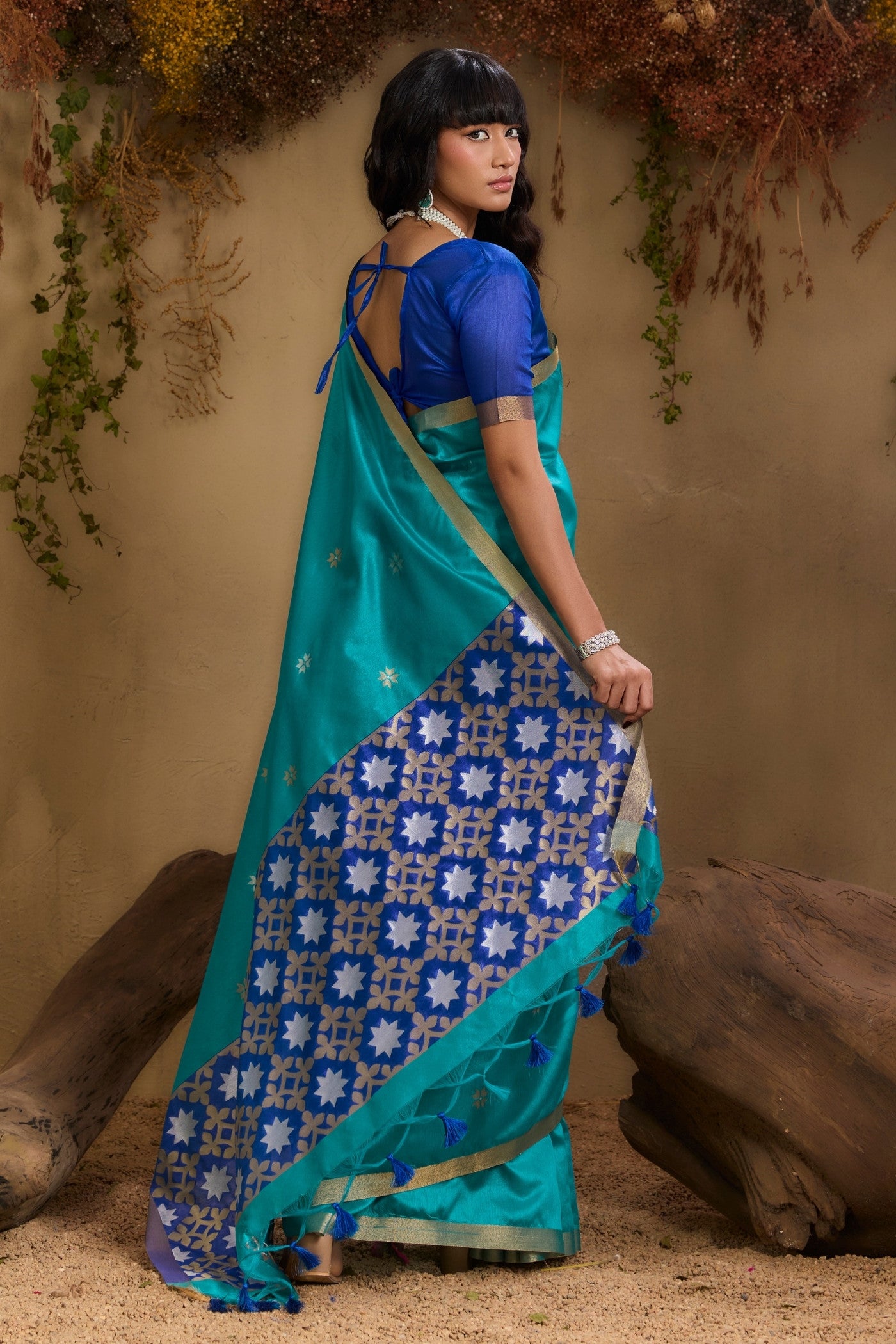 Buy MySilkLove Trypan Blue Tussar Handloom Silk Saree Online