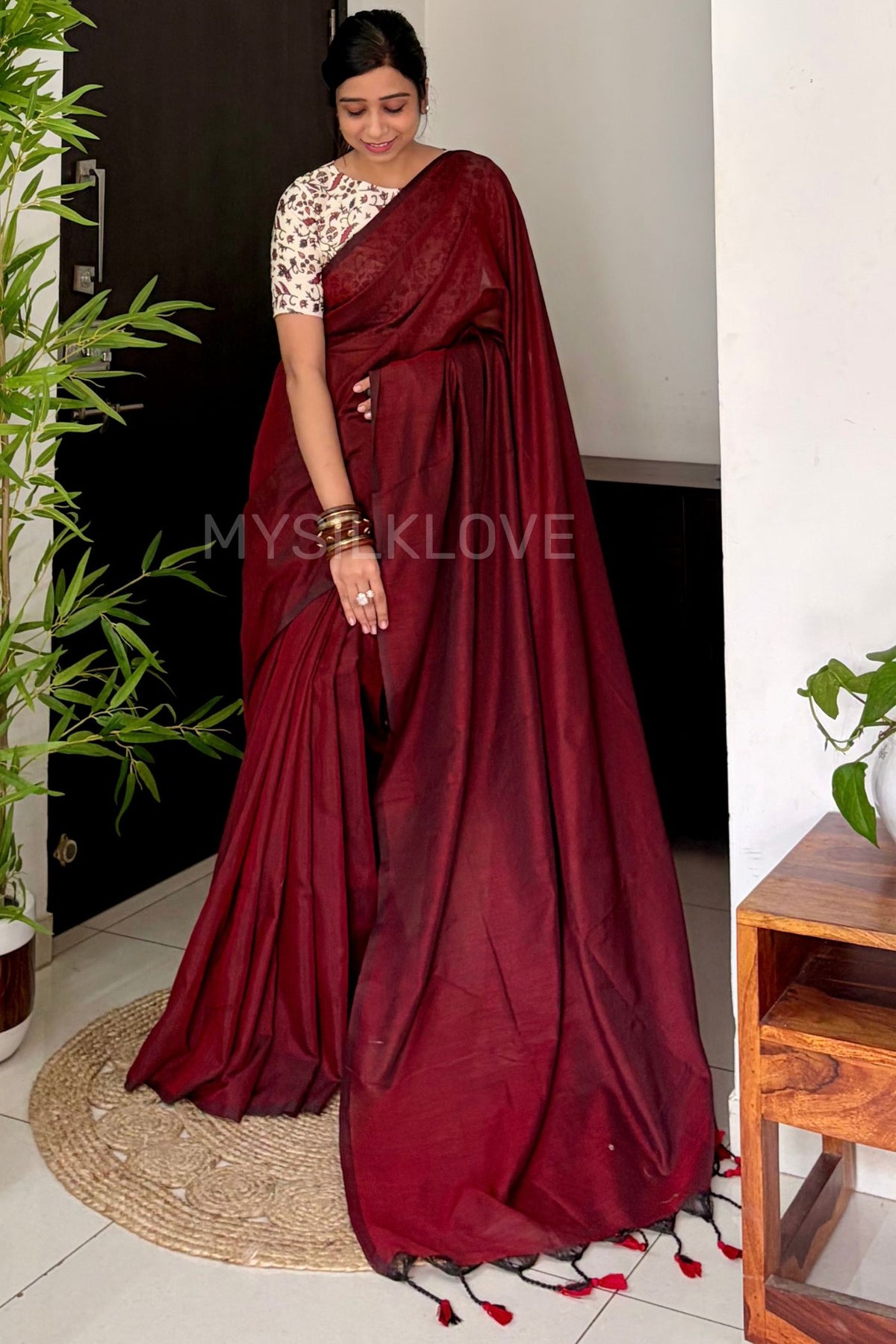 Buy MySilkLove Dark Cherry Maroon Mul Mul Cotton Saree with Kalamkari Blouse Online