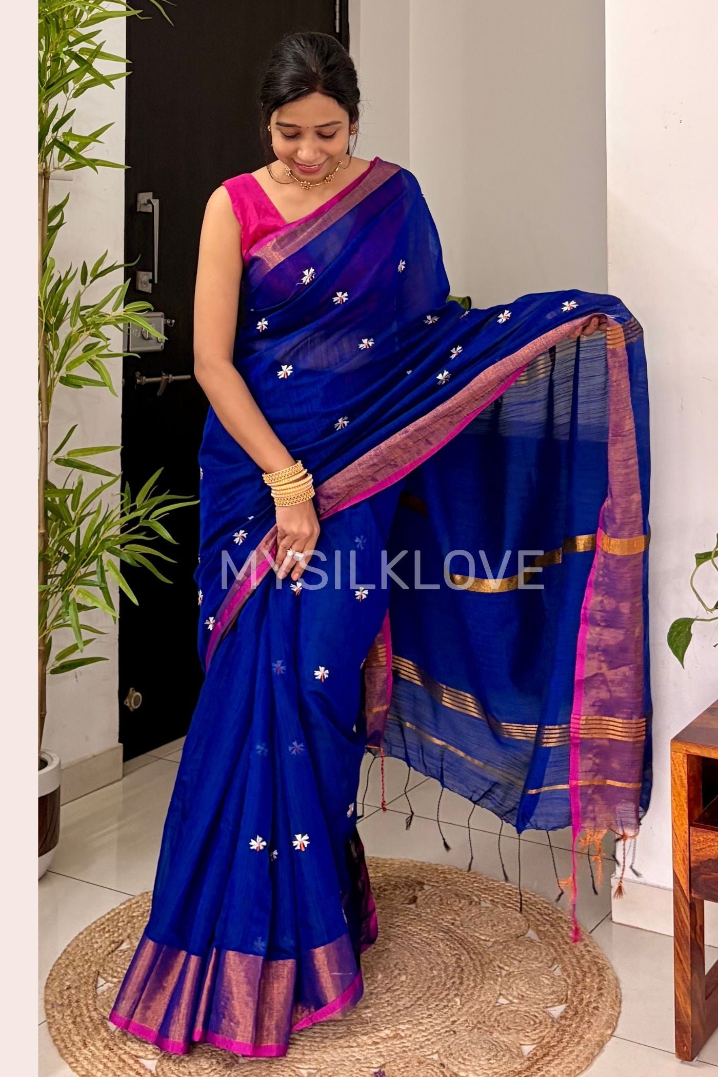 Buy MySilkLove Havelock Blue Handloom Cotton Prajakta Flower Butti Saree Online