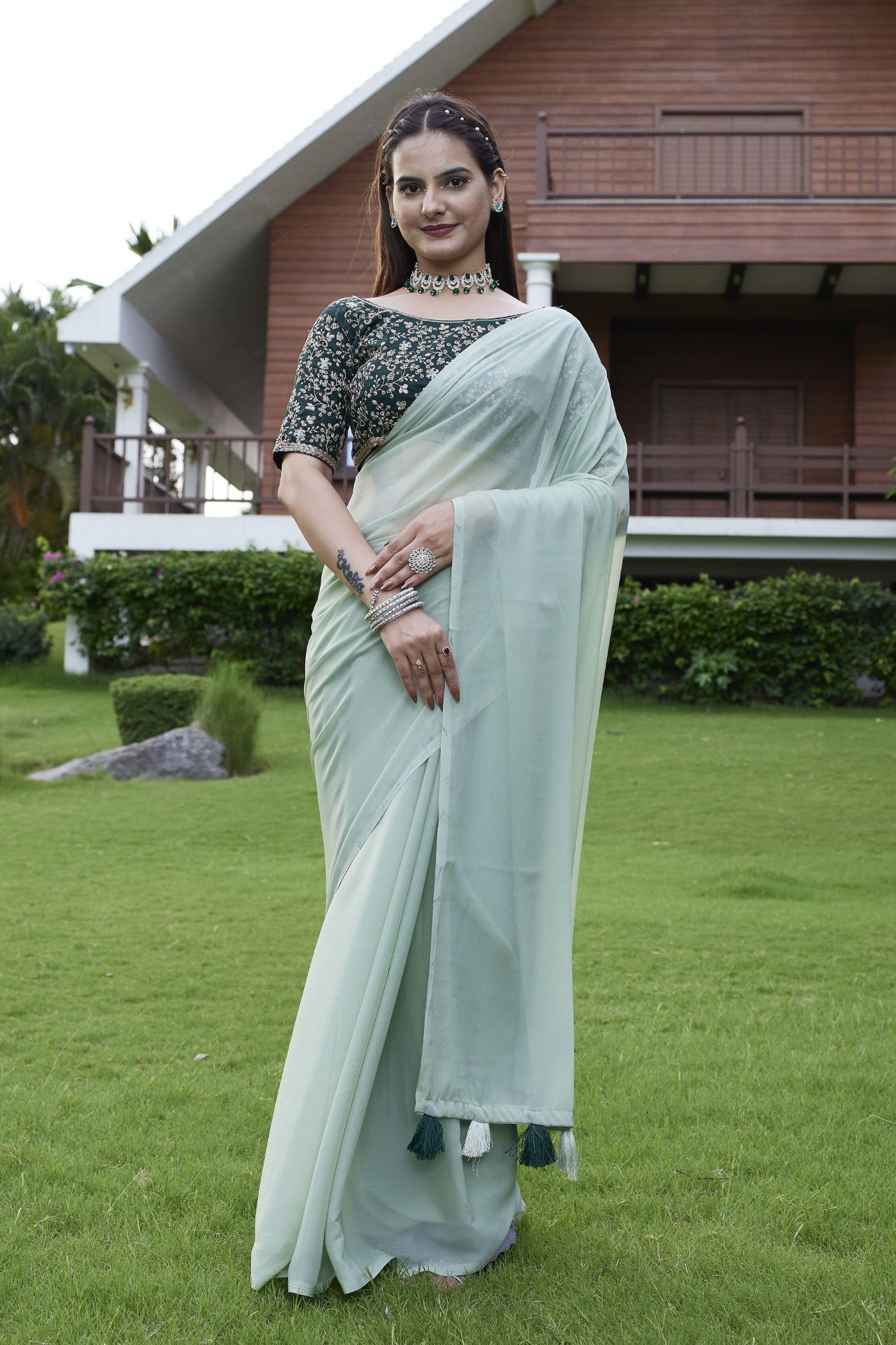 Buy MySilkLove Pista Green Georgette Saree Online