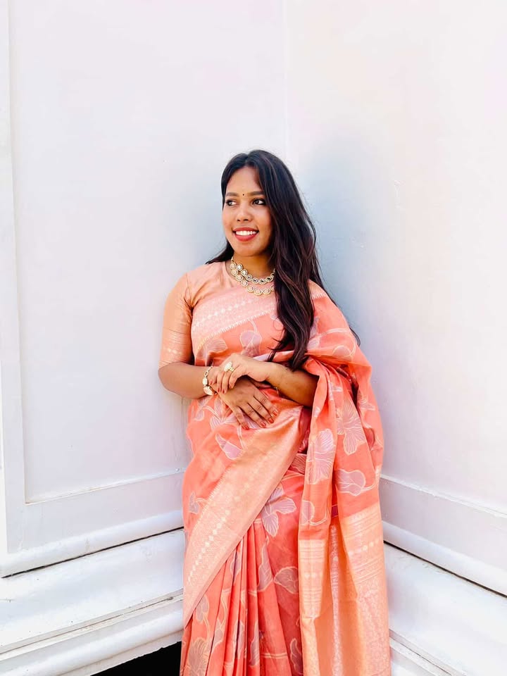 Buy MySilkLove Tonys Peach Woven Banarasi Linen Saree Online