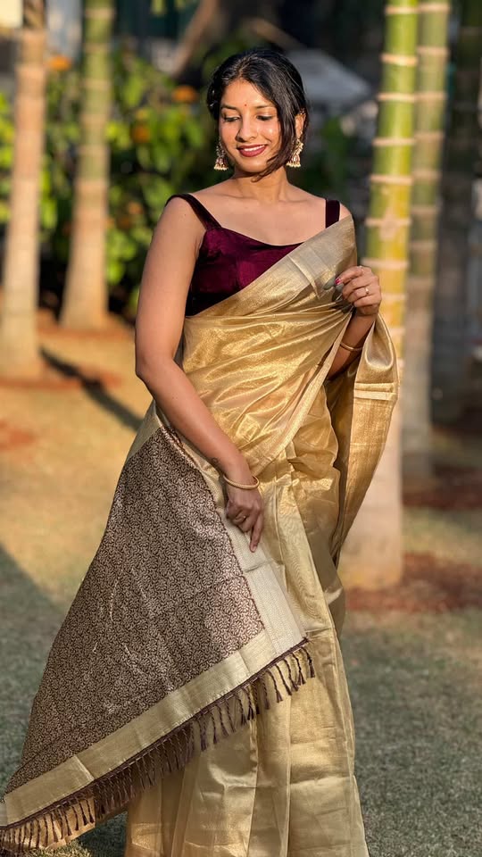 Buy MySilkLove Metallic Sunburst Gold Handloom Tissue Saree Online