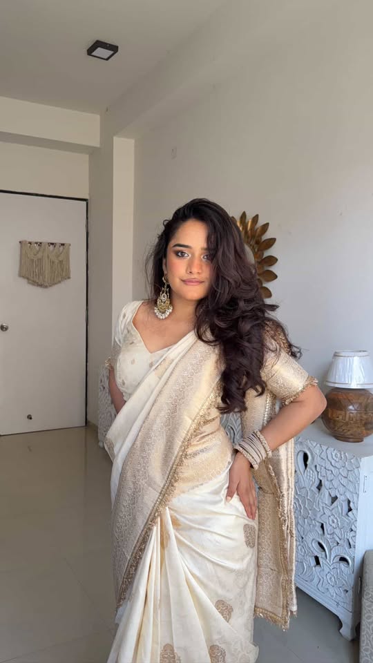 Buy MySilkLove Floral White Woven Banarasi Satin Silk Saree Online