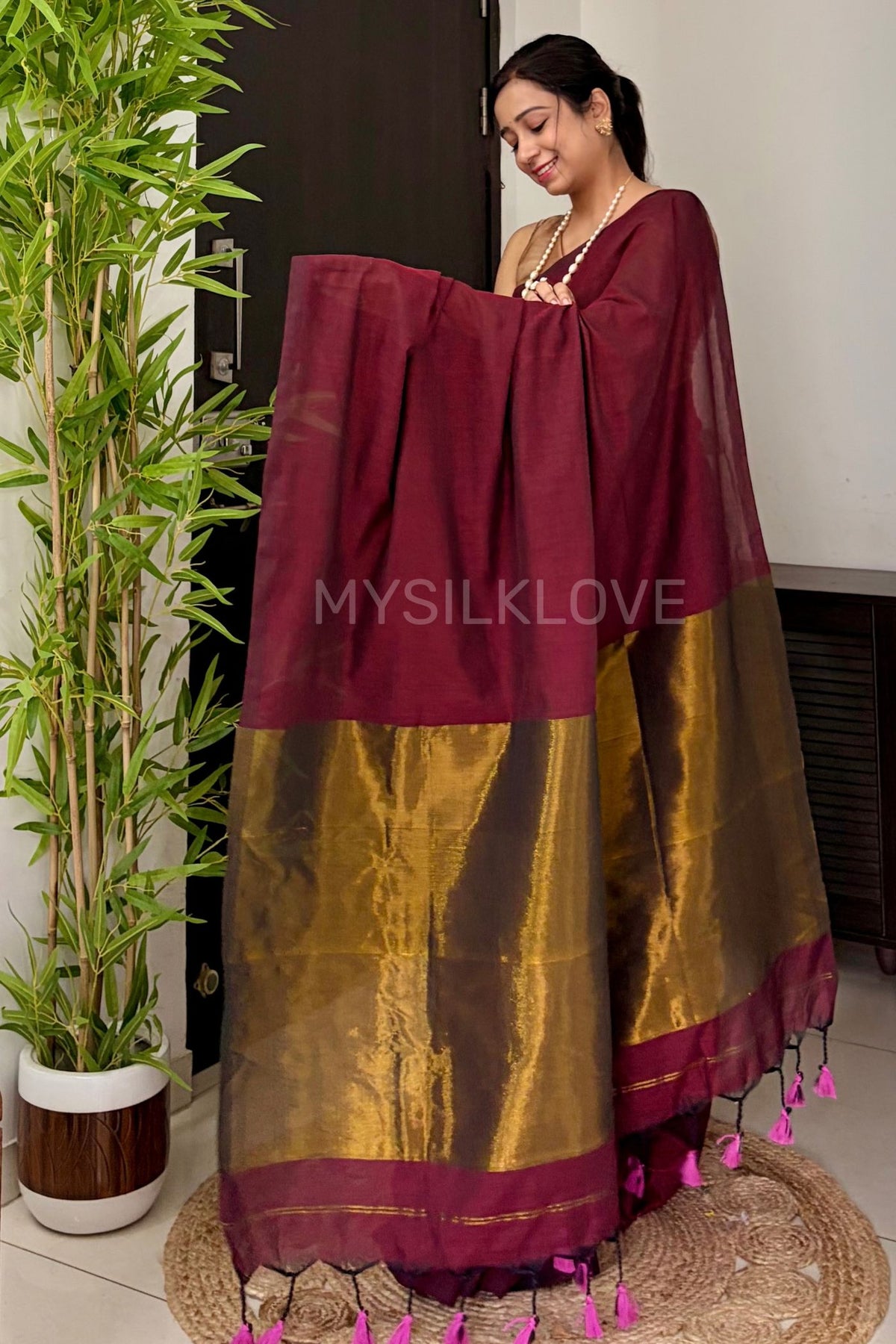 Buy MySilkLove Berry Maroon Handloom Mul Mul Cotton Saree Online