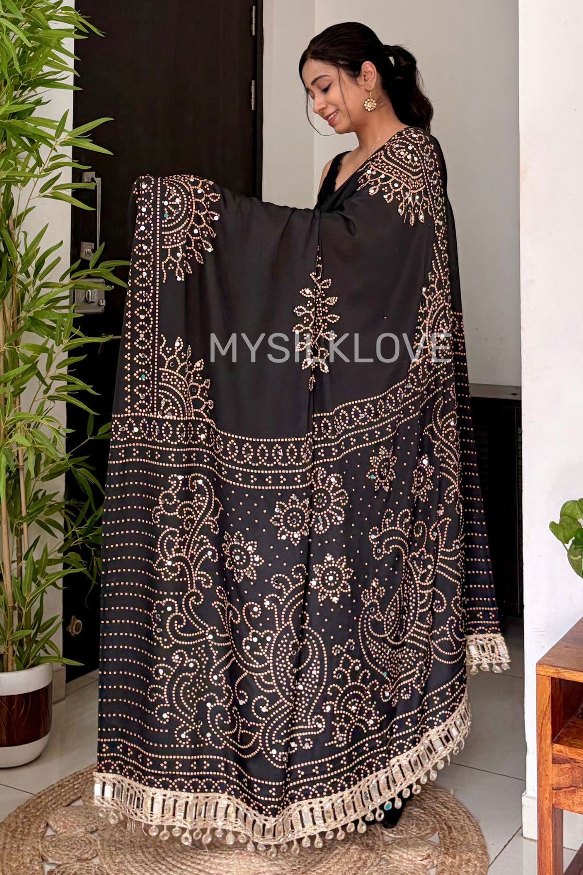 Buy MySilkLove Black Bean Bandhani Gaji Satin Mirror Work Silk Crepe Saree Online