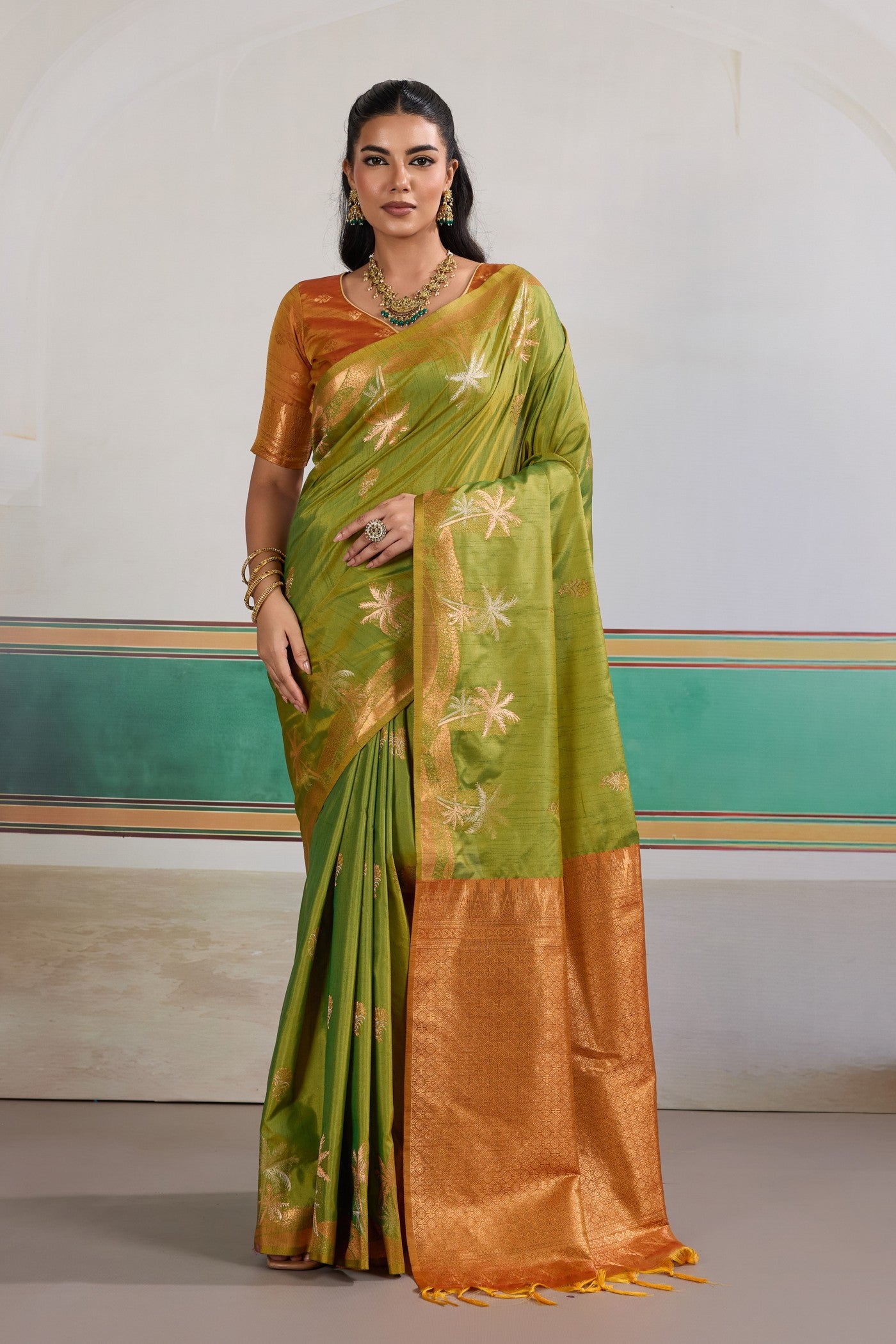 Buy MySilkLove Kelly Green Banarasi Handloom Tussar Saree Online