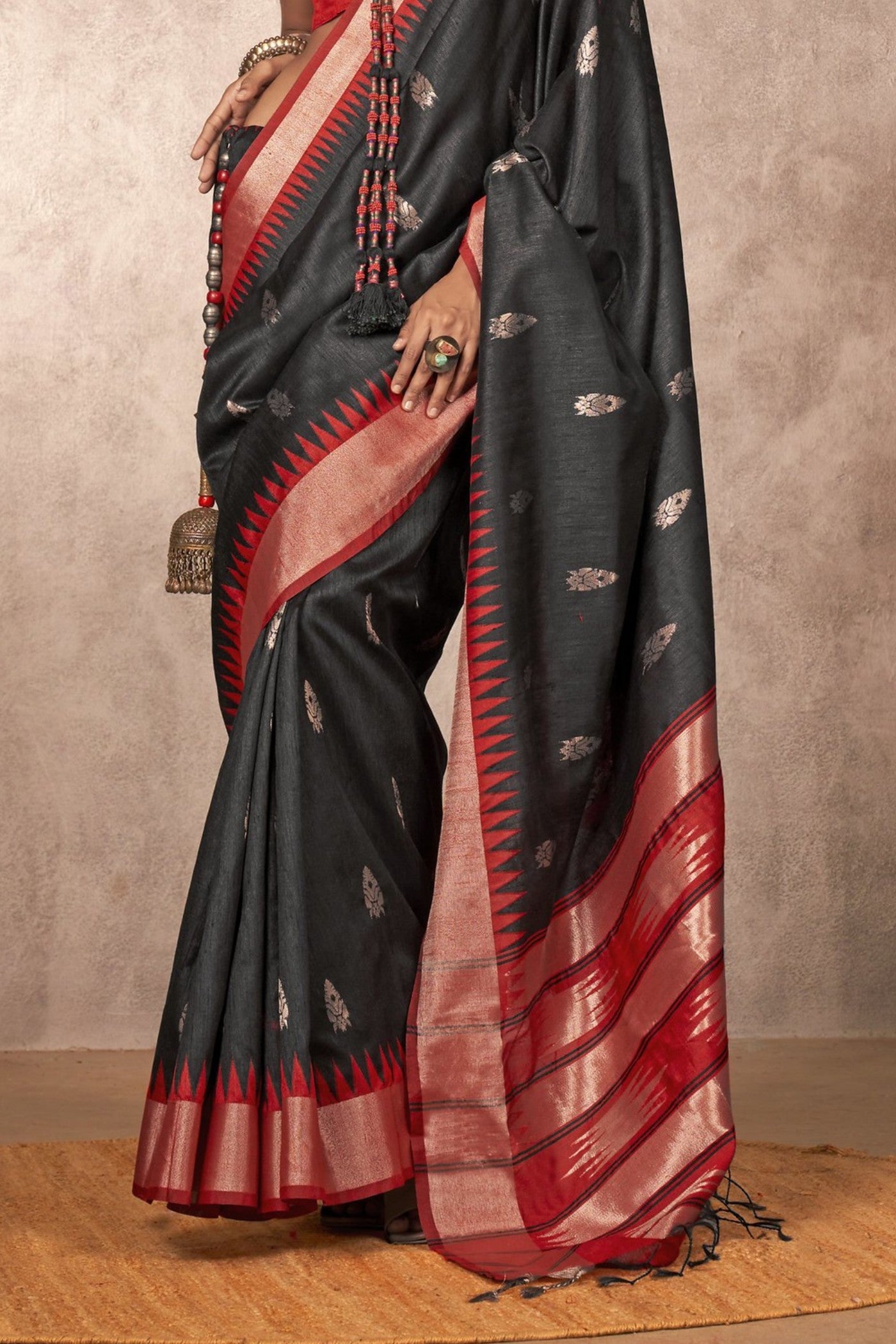 Buy MySilkLove Ipomoea Black Bhagalpuri Handloom Saree Online