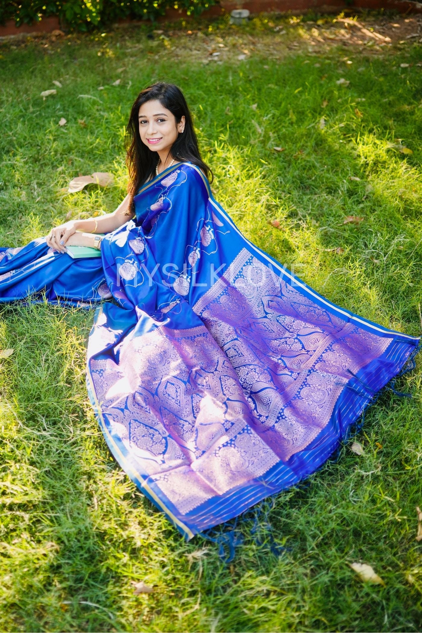 Buy MySilkLove Royal Blue Handloom Satin Silk Saree Online