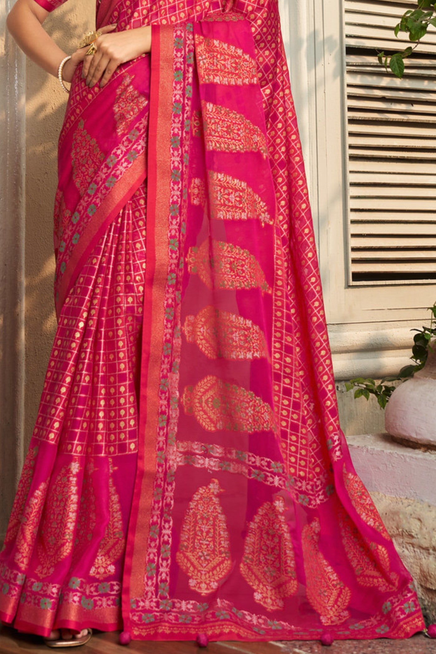 Buy MySilkLove Barbie Pink Banarasi Georgette Saree Online